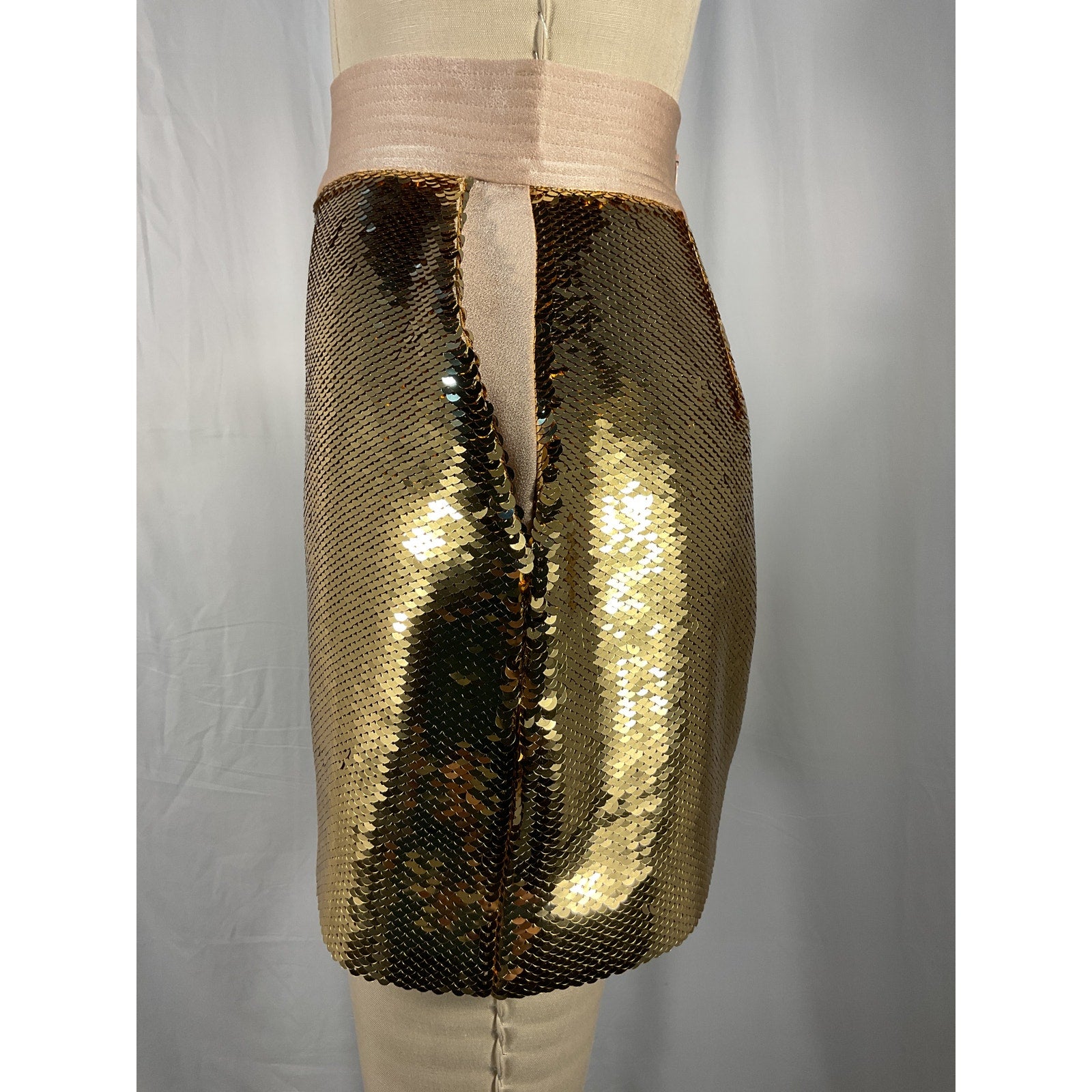 Alex Perry 'Delon' Gold Sequin Mini Skirt Size 4