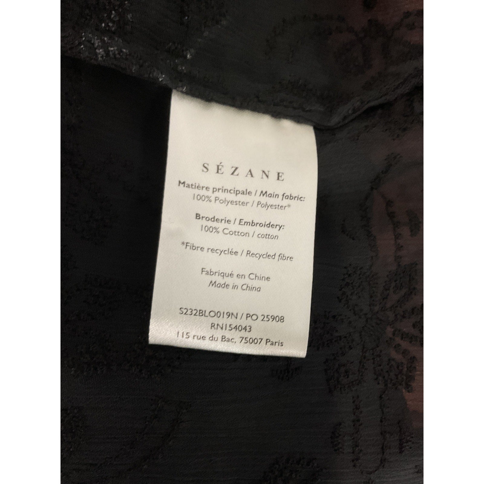 S�zane 'Valentine' Black Embroidered Back Slit Blouse Size 40