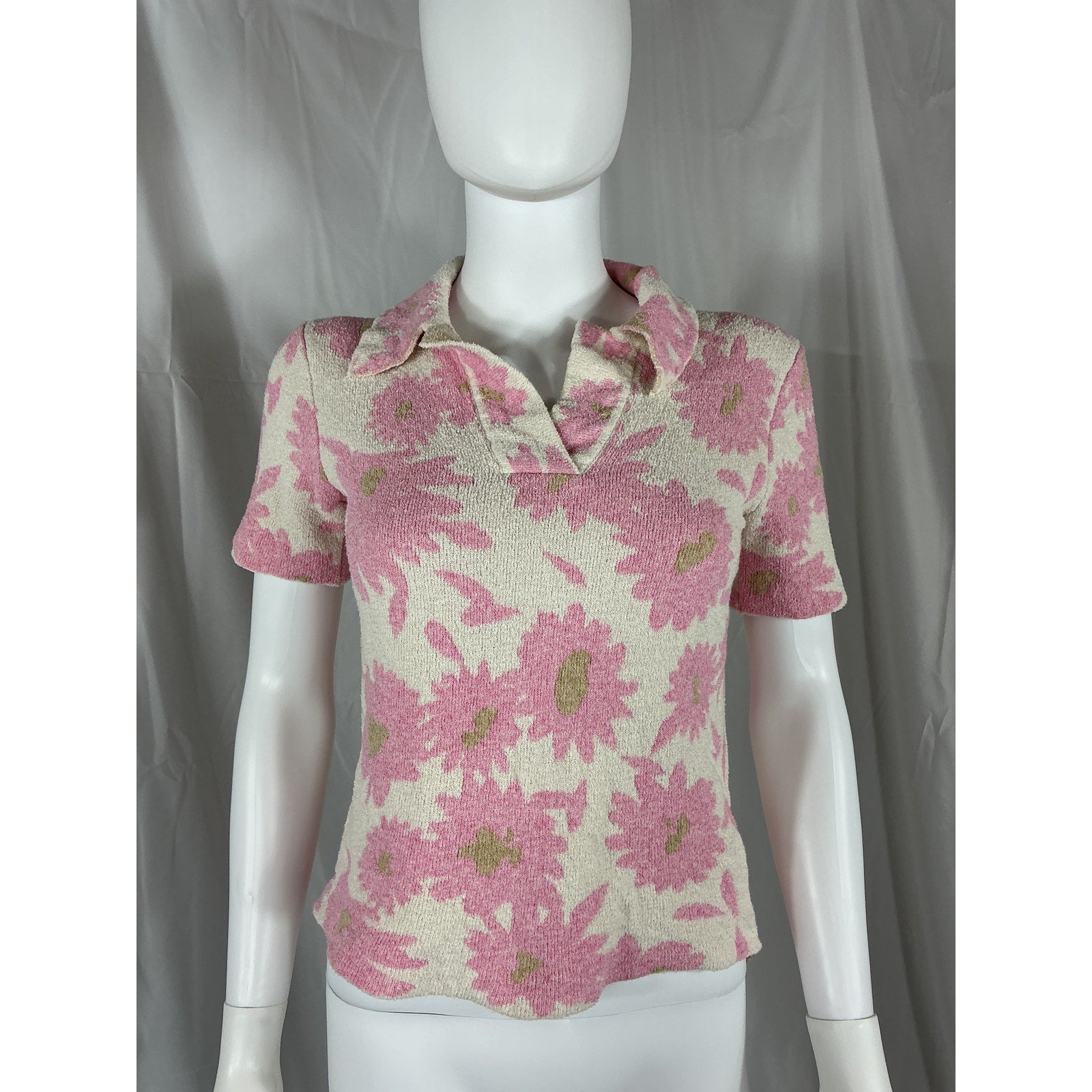 Jacquemus 'Le Polo Bagnu' Pink Open Back Terrycloth Blouse Size 36