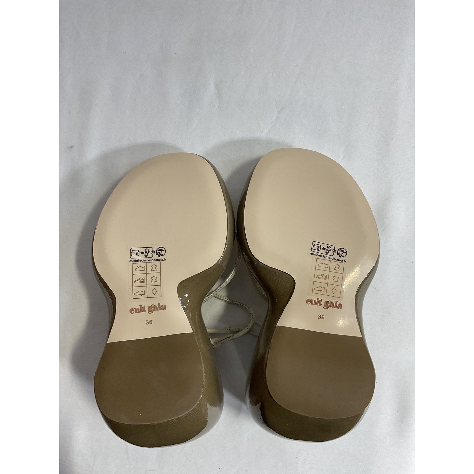 Cult Gaia 'Denali' Off White Leather Wedge Size 6