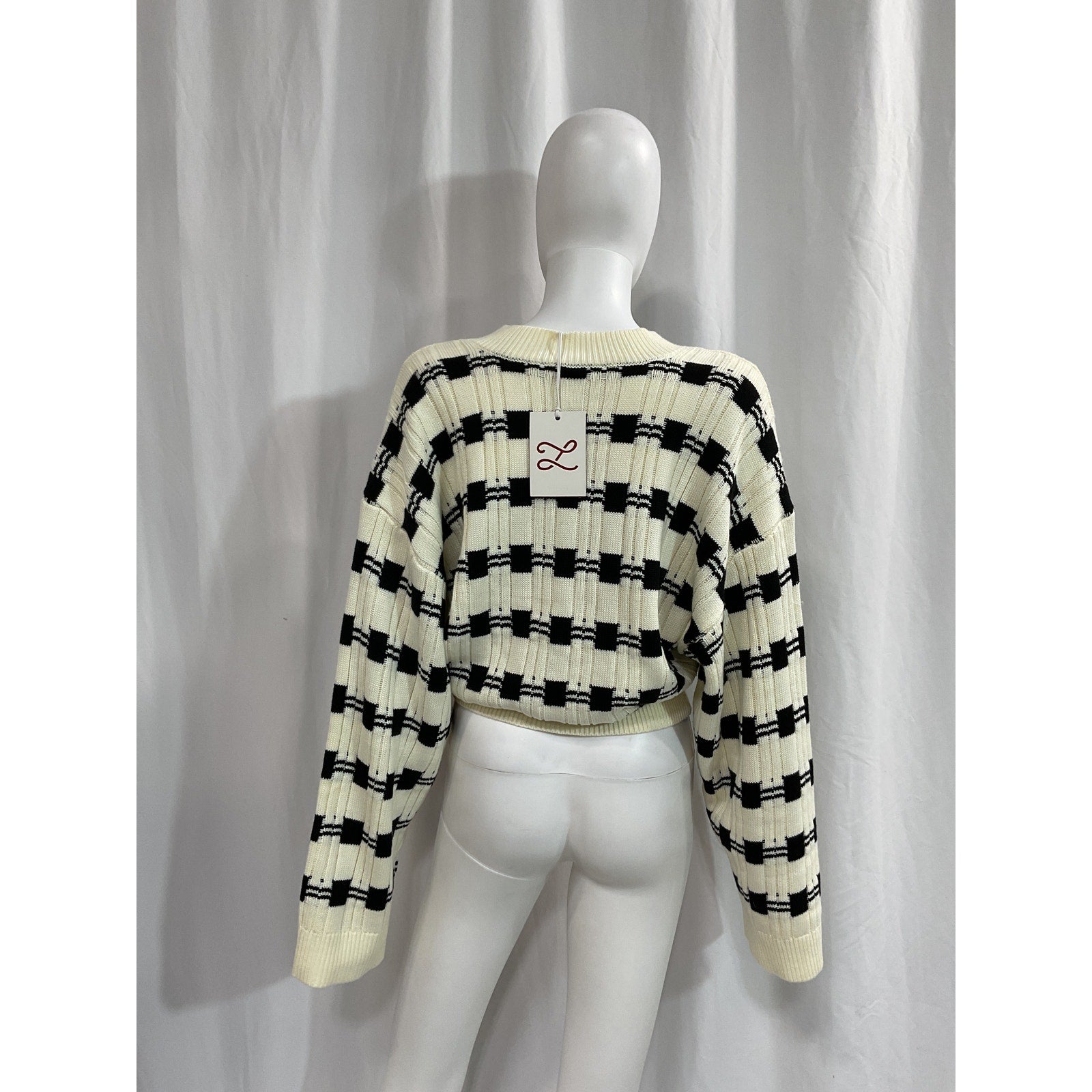 L'Academie 'Evran' White Check Sweater Size M - NWT