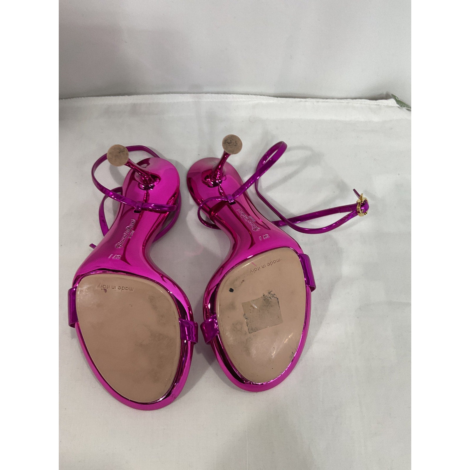 Gianvito Rossi 'Spice' Pink 95 Patent Leather Sandals Size 7.5