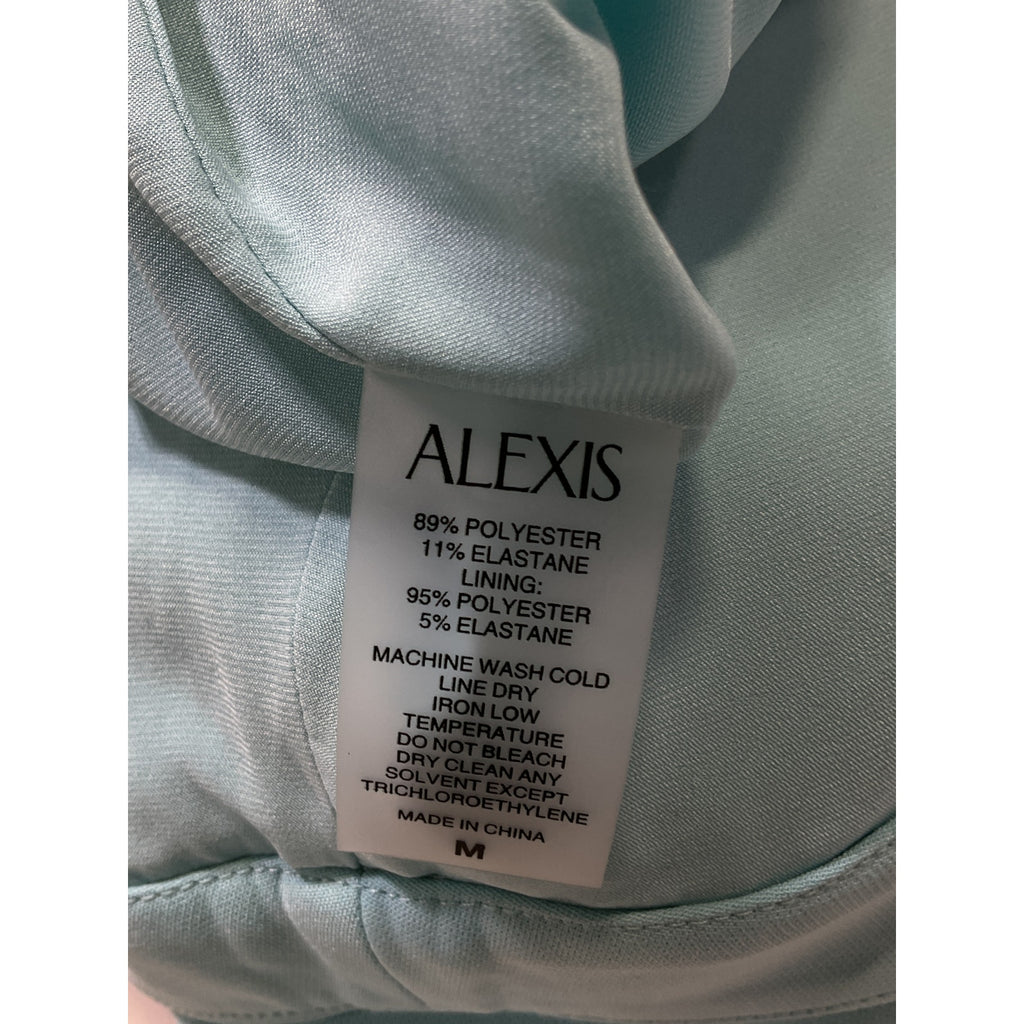 Alexis 'Colton' Blue Crepe Short Size M - NWT