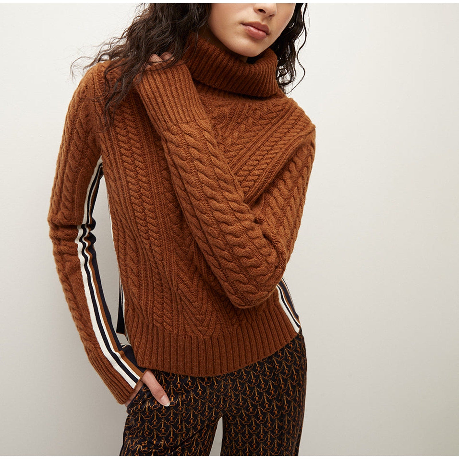Veronica Beard 'Maril' Brown Lambswool Turtleneck Size S