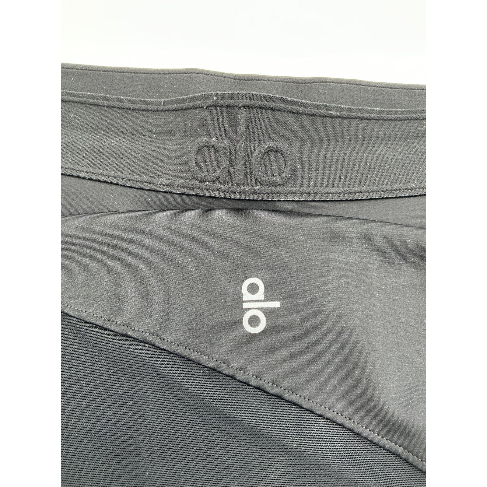 Alo Yoga 'Airlift' Black Polyester High-Waist 7/8 Rebel Legging Size S