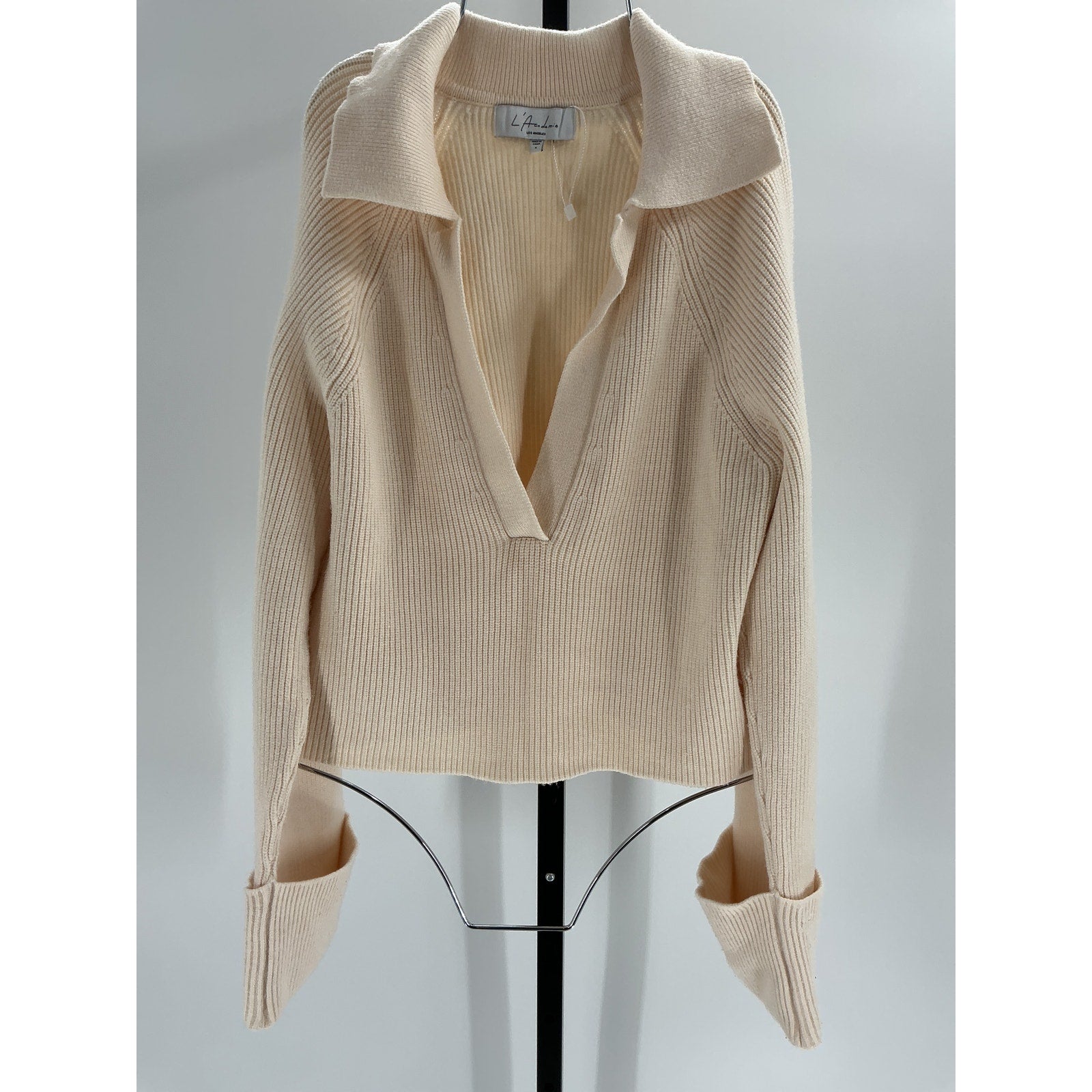 L'Academie 'Harvey' White Rayon Pullover Size S