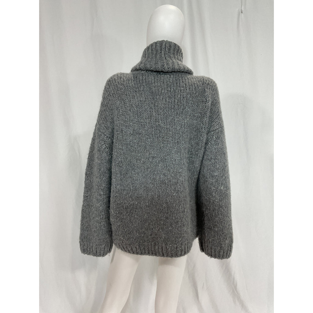 Helsa 'Janin' Silver Turtleneck Sweater Size S