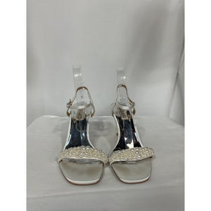 Badgley Mischka Collection White 'Caitlyn' Metallic Satin Sandal Size 7