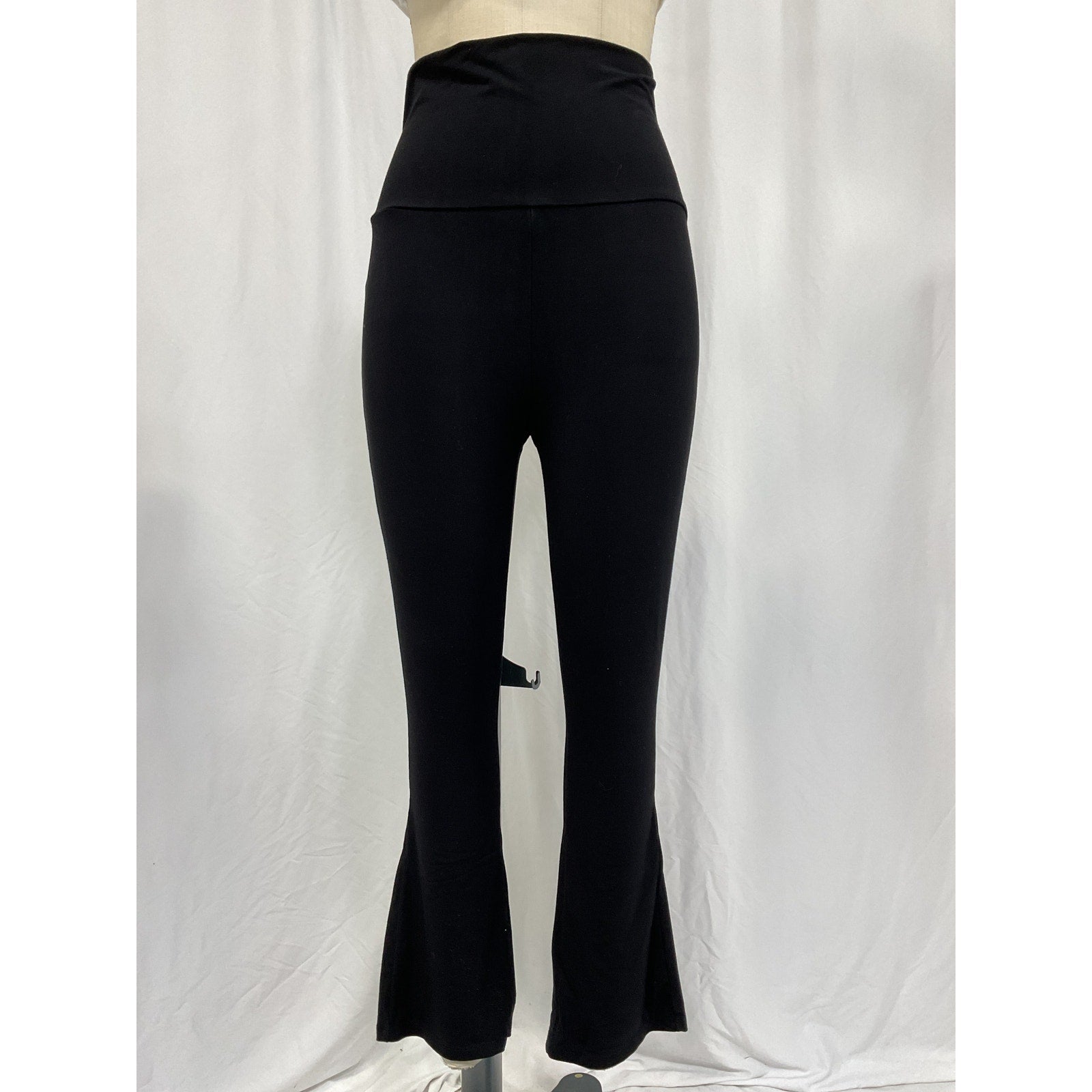 Hatch The Ultimate Before Black Viscose During & After Crop Flare Pant Size XS