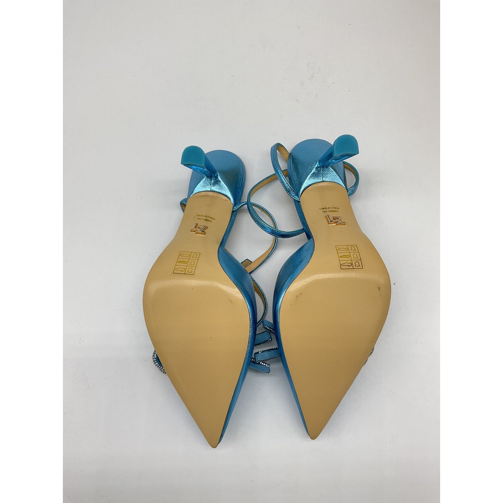 Lola Cruz 'Ischia' Blue Leather Heel Size 9 - NWT