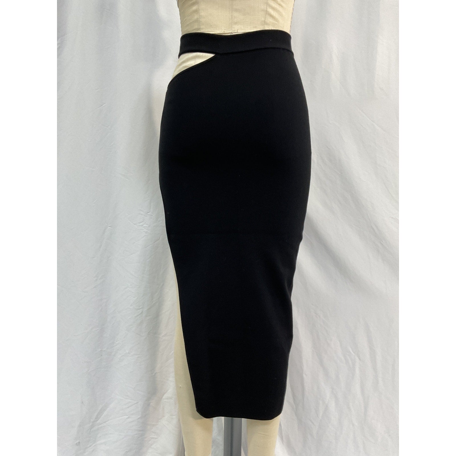 Michael Costello 'Ismane' Black Viscose Knit Midi Skirt Size XXS