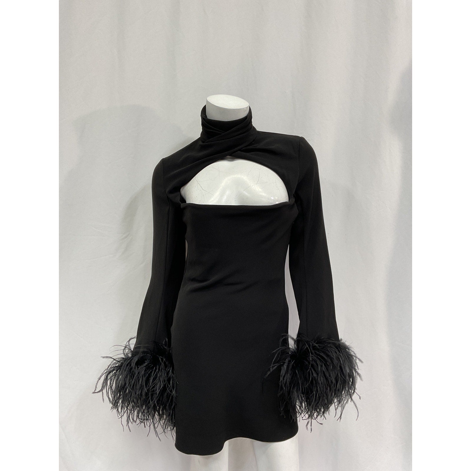16Arlington 'Odessa' Black Polyester Feather-Trimmed Cutout Crepe Mini Dress Size 2