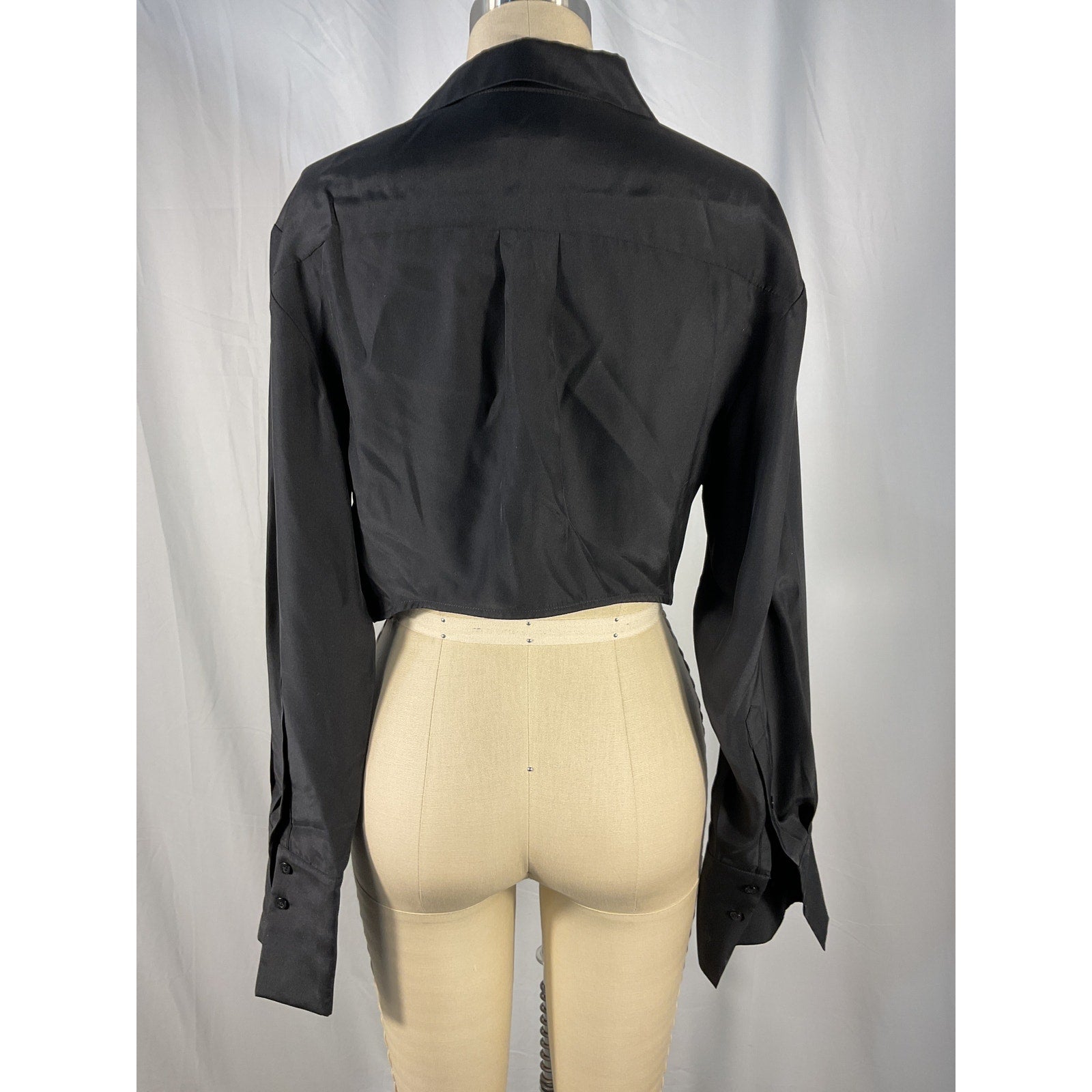 Gauge81 'Myoko' Black Satin Top Size S