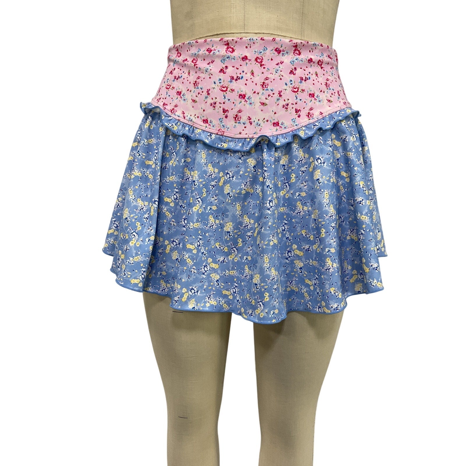 Loveshackfancy 'Vanina' Pink Nylon Floral Active Skort Size M