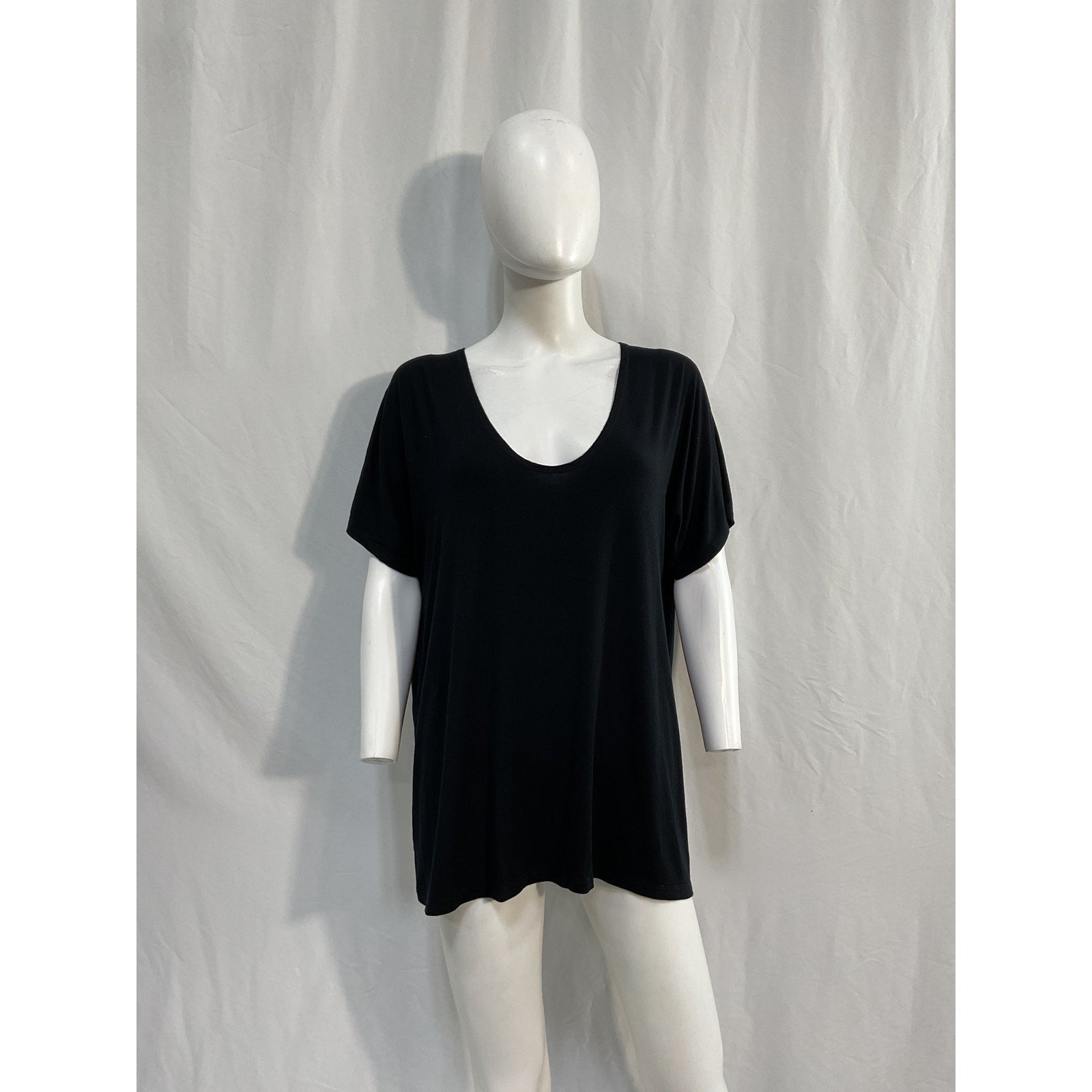 Hatch The Perfect Maternity Black Viscose V-Neck T-Shirt Size 3