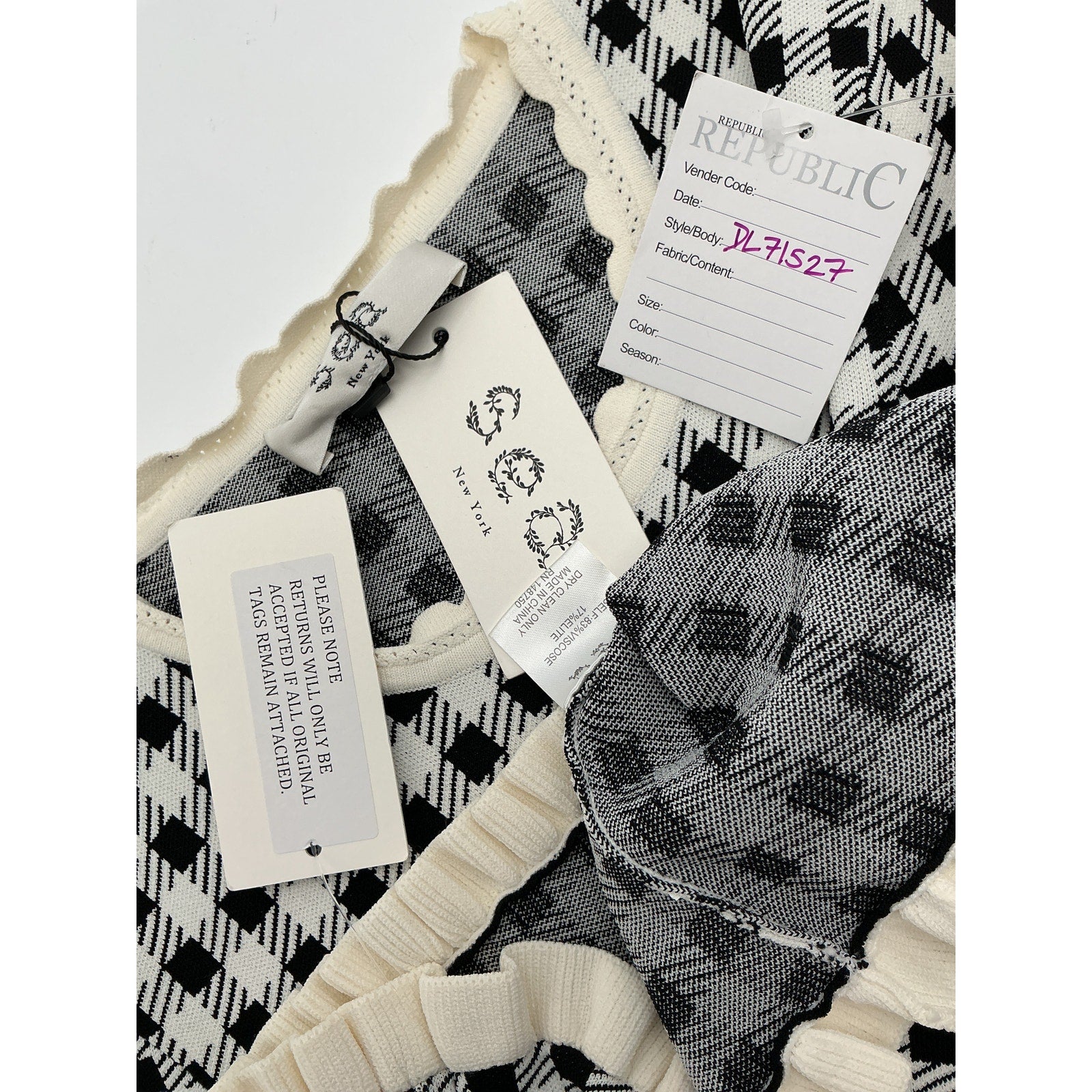 Sea New York Black Saige Top Size M - NWT