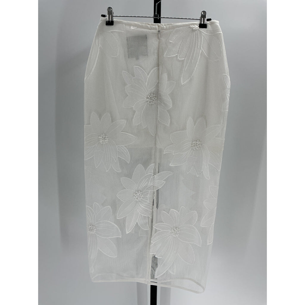 Le Superbe 'Purely' White Polyester Enlightened Skirt Size 2