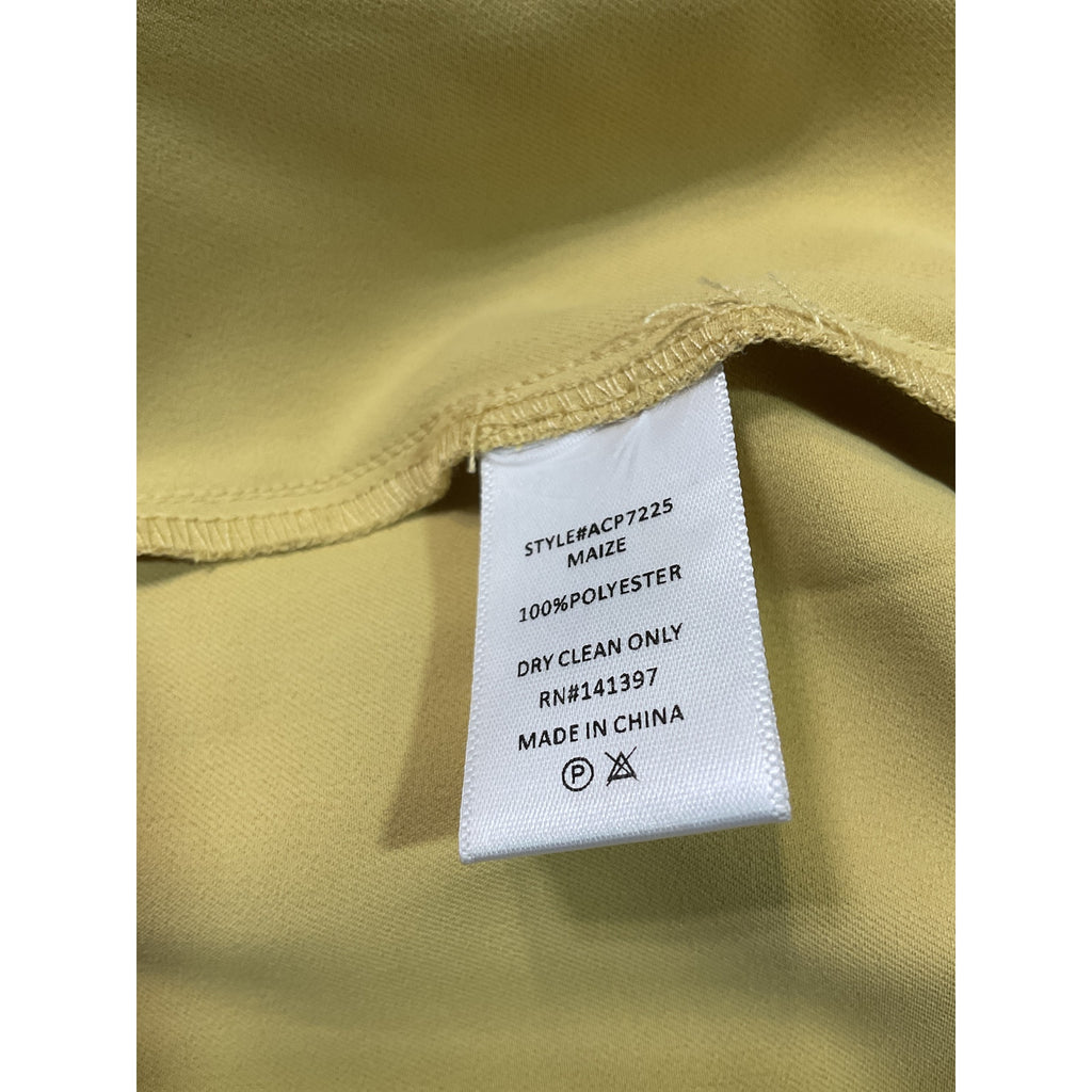 Astr The Label 'Boyfriend' Tan Pants Size S