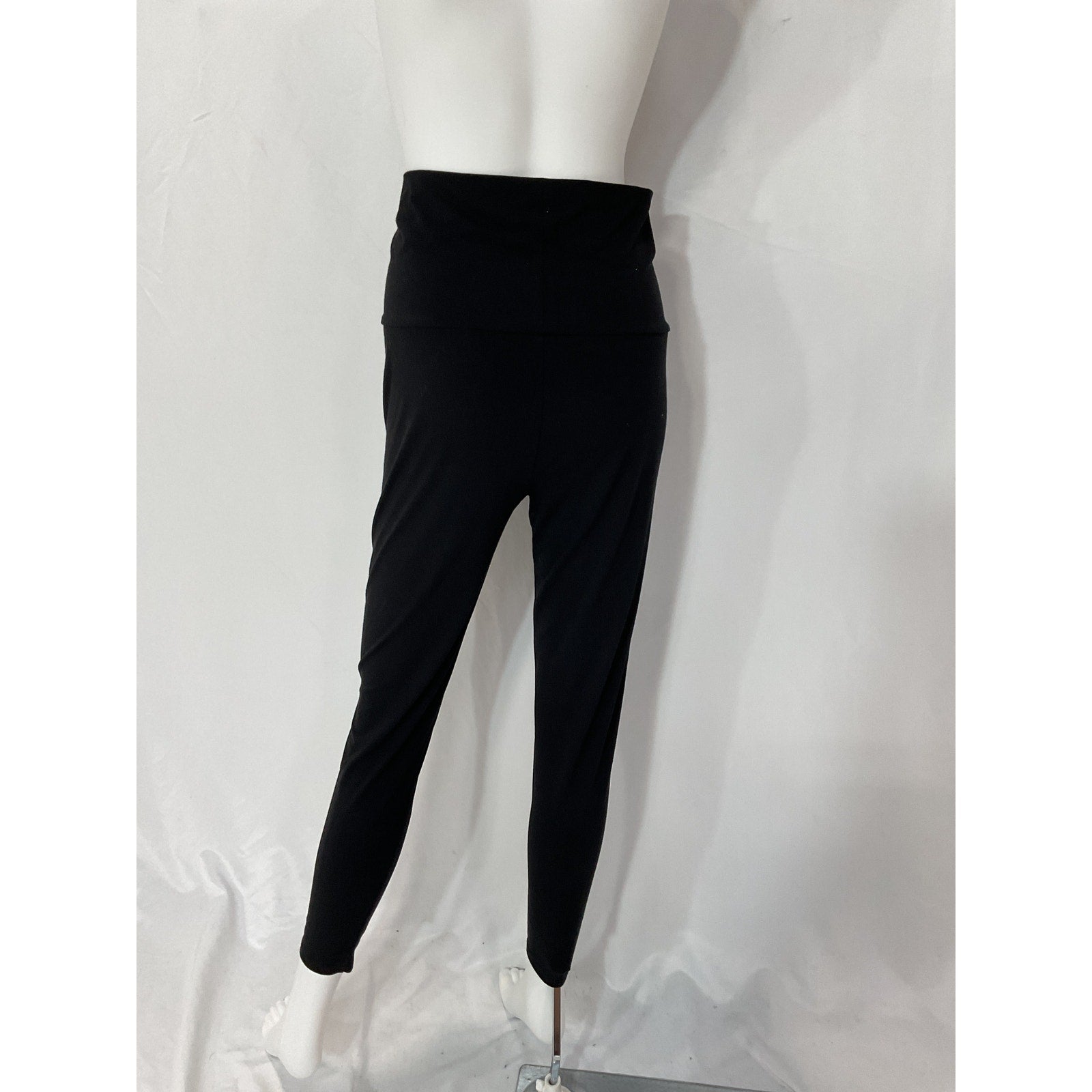 Hatch 'The Ultimate Before, During & After' Black Legging Size XS
