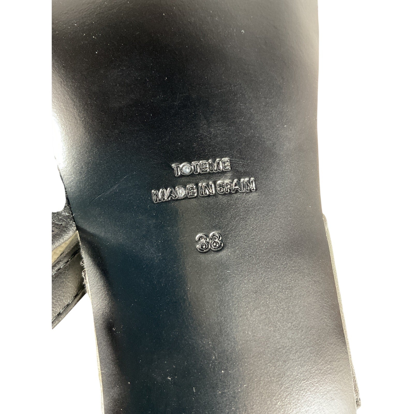 Toteme 40 Black Leather Thong Sandals Size 8