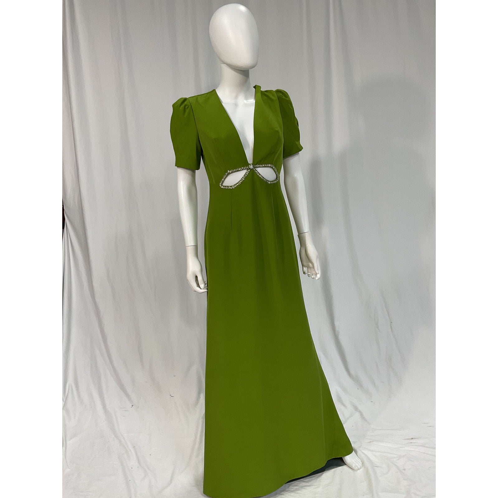 Mac Duggal 'Plunge' Green Neck Puff Sleeve Cut Out Gown Size 6 - NWT