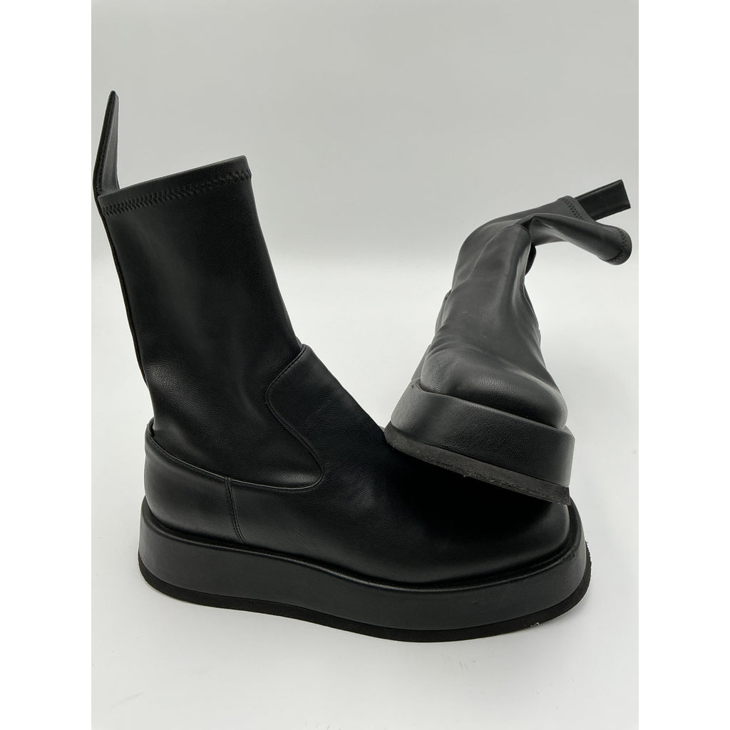 Gia Borghini x 'Rhw' Black Ankle Flat Boot Size 7