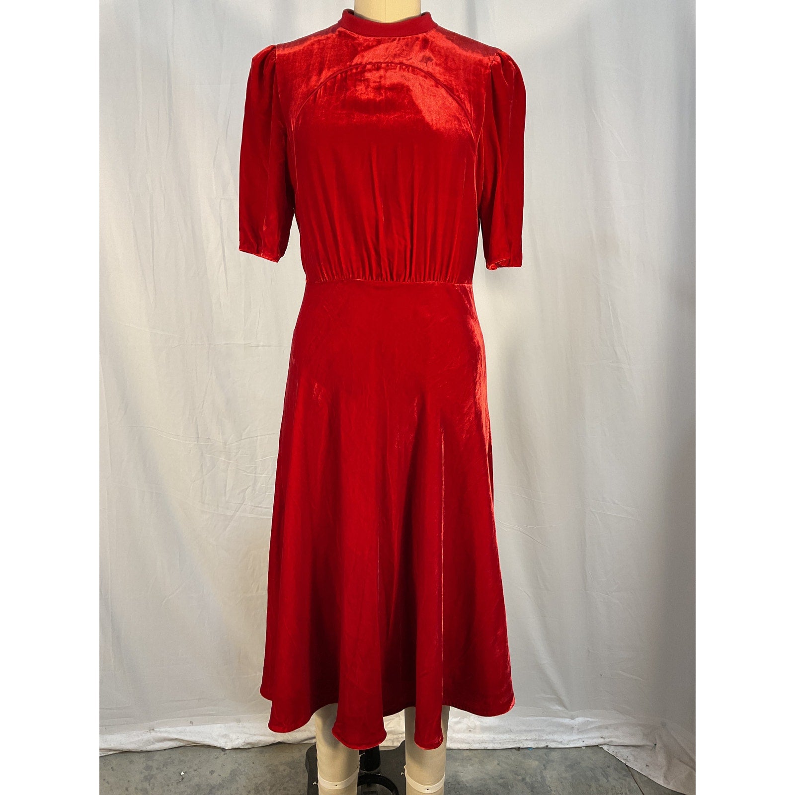 Saloni 'Dahila' Red Silk Chiffon-Trimmed Velvet Midi Dress Size 6 - NWT