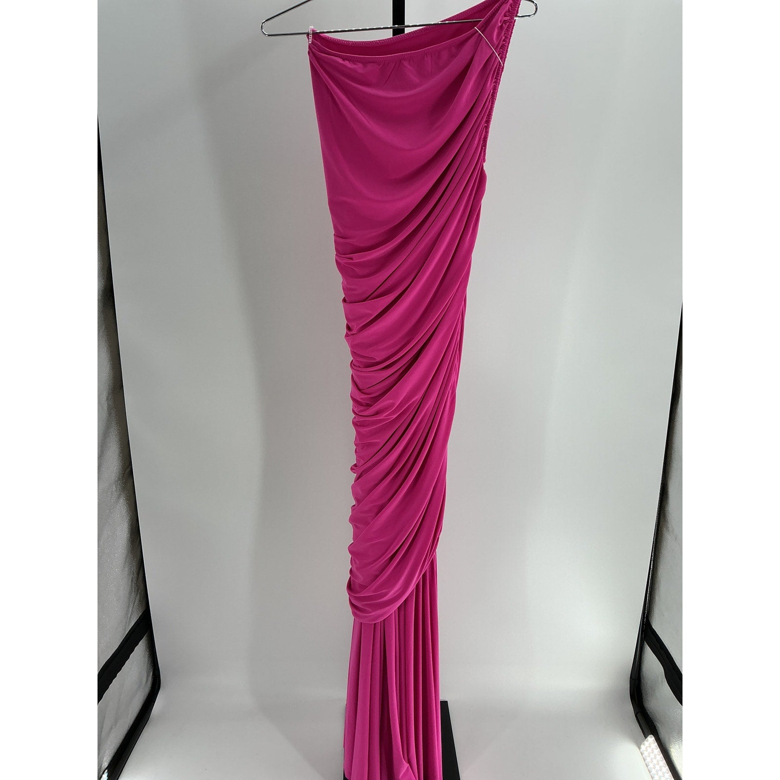 Norma Kamali 'Diana' Pink Polyester Fishtail Gown Size S
