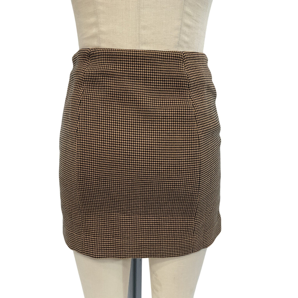 Majorelle 'Gemma' Tan Poly Skirt Size S