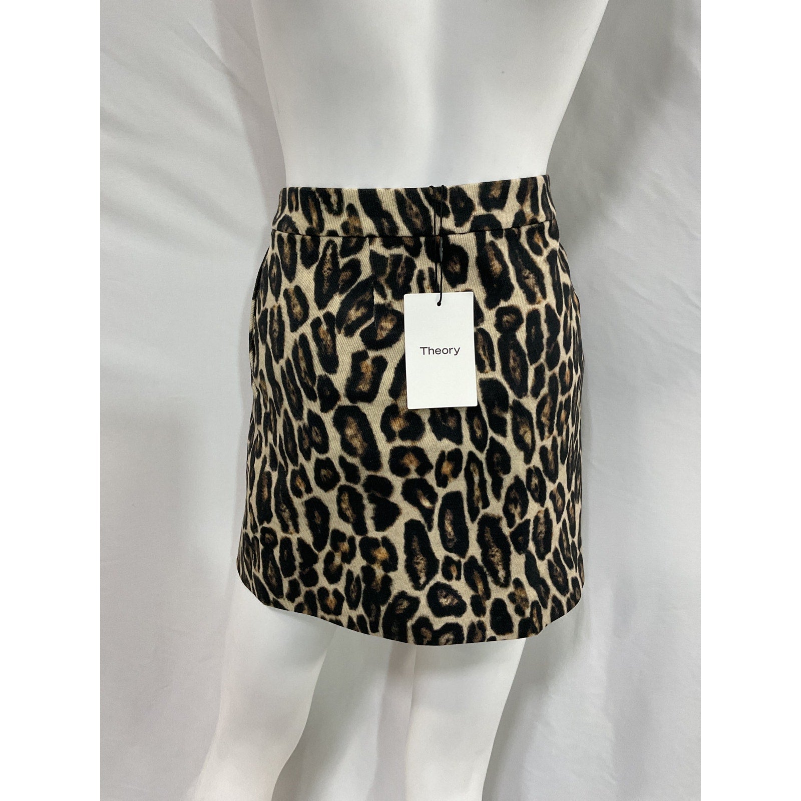 Theory Leopard Beige Wool Mini Trouser Skirt Size 2 - NWT