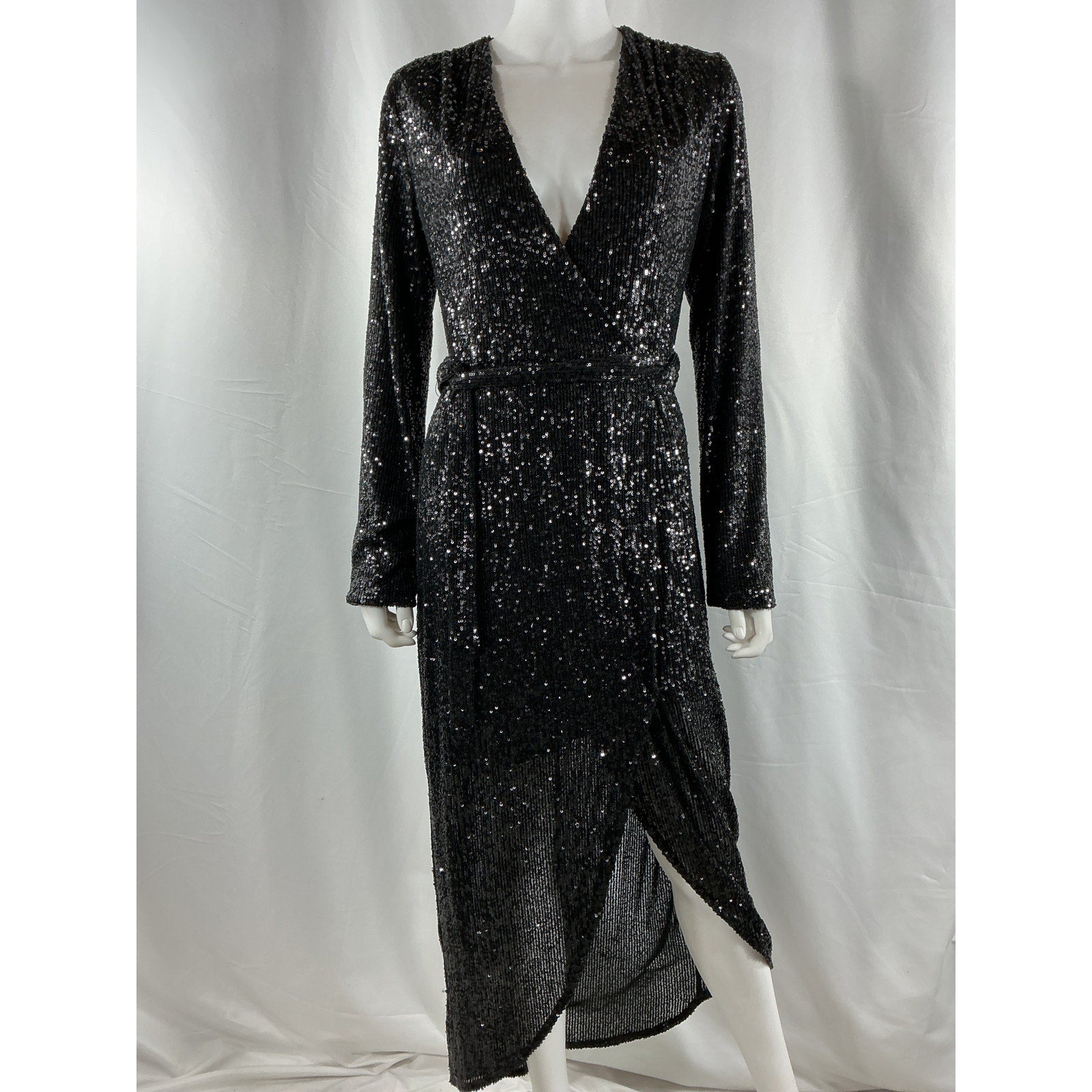 Halston 'Falan' Black Polyester Sequined Cocktail Dress Size 6