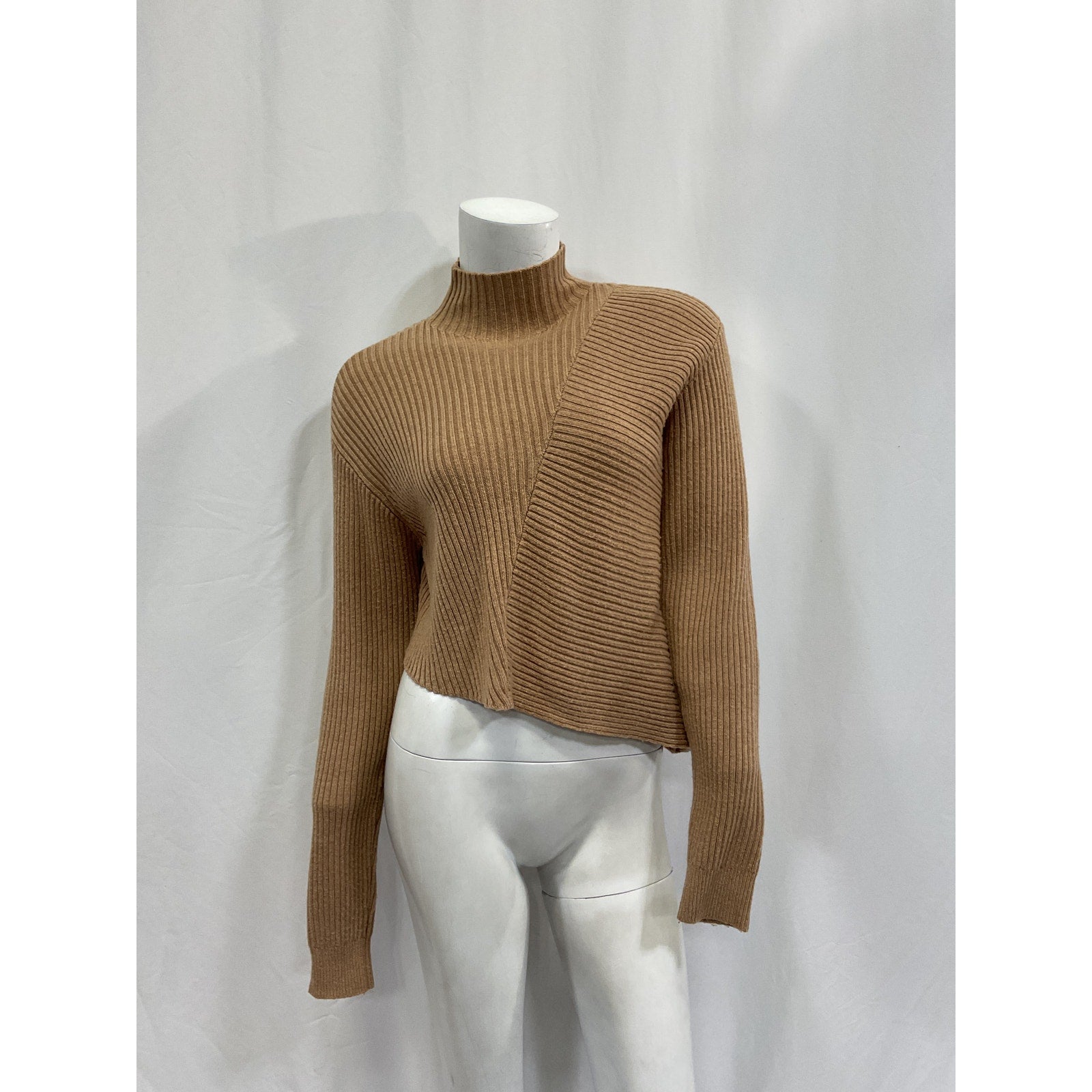 L'Academie 'Leola' Brown Mockneck Sweater Size XS