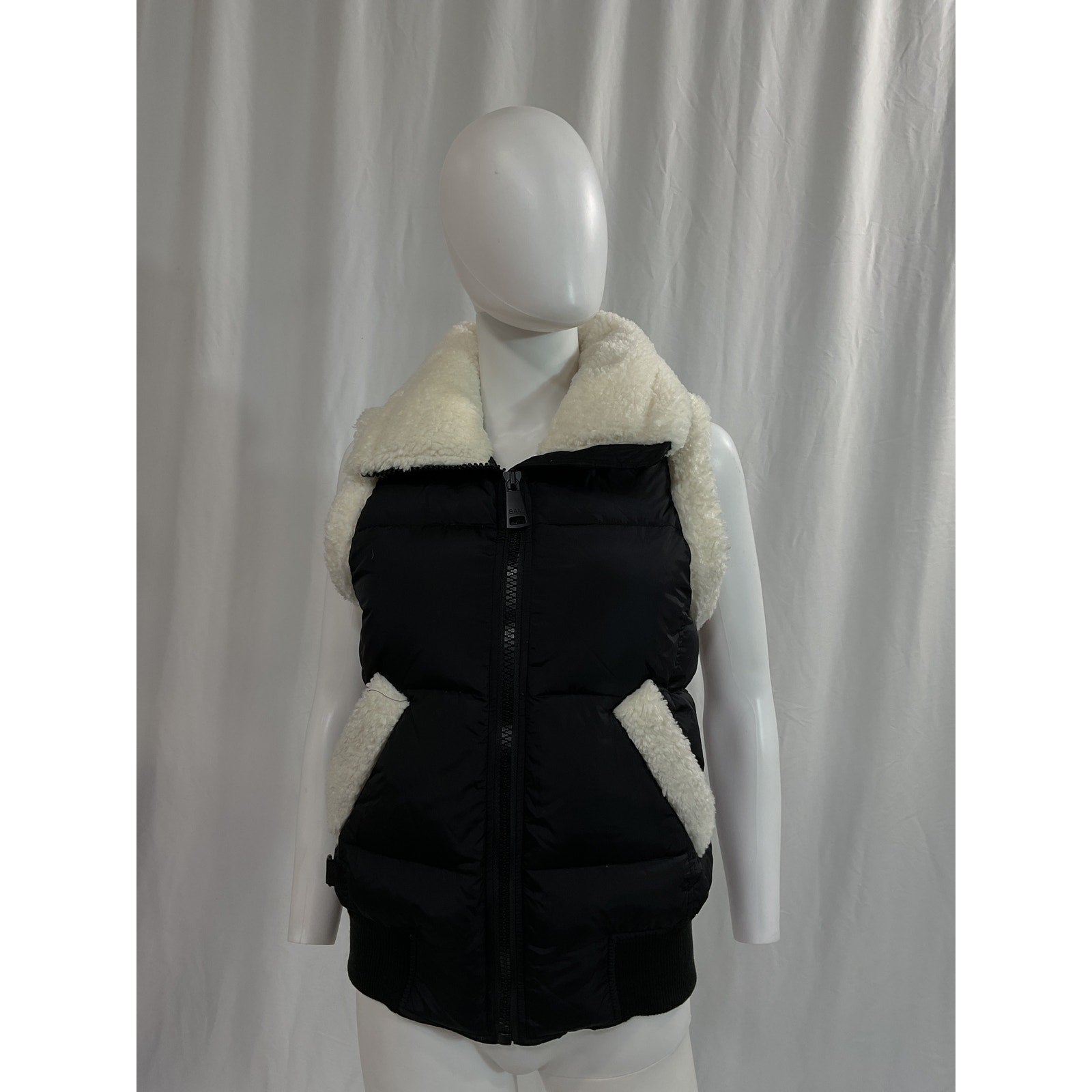 Sam. 'Billie' Black Sherpa Trim Puffer Vest Size S