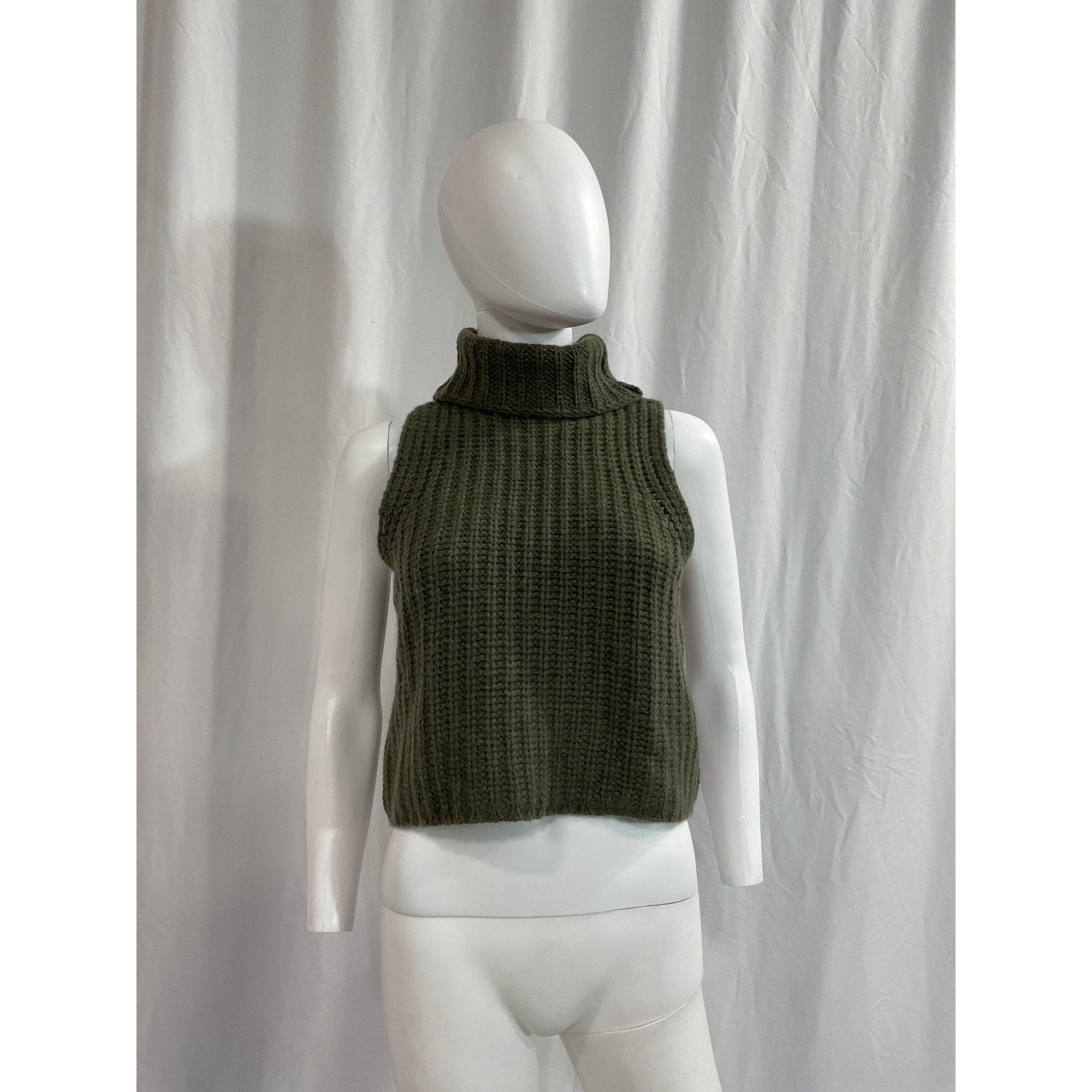 Sablyn 'Sablynsaige' Green Foldover Neckline Top Size S