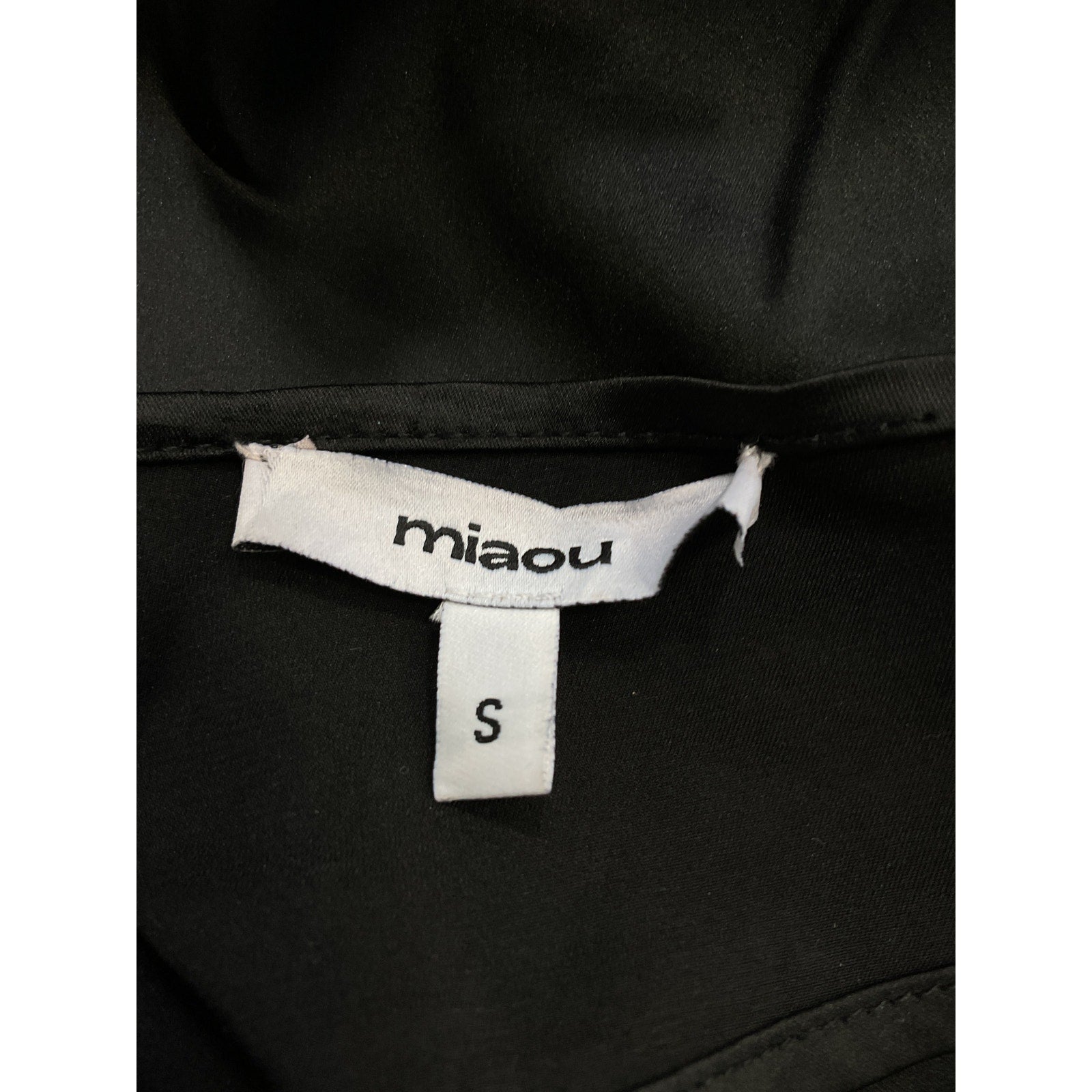 Miaou 'Square' Black Neckline Sleeveless Crop Top Size S
