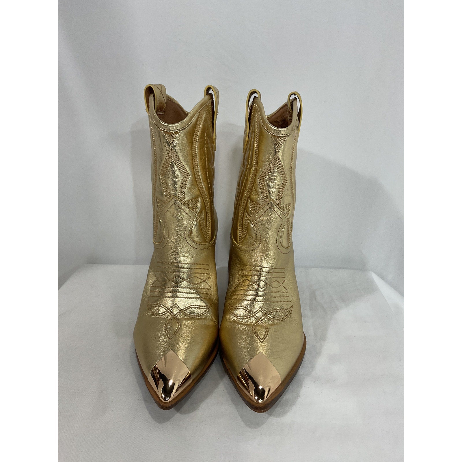 Lola 'Cruz' Gold Leather Gambels Size 8