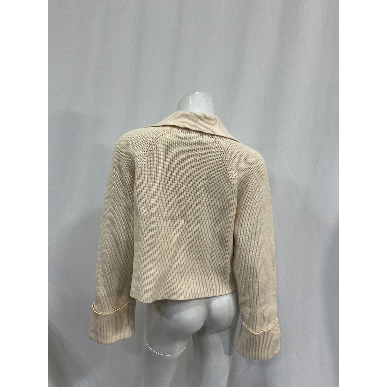 L'Academie 'Harvey' White Viscose Pullover Size S