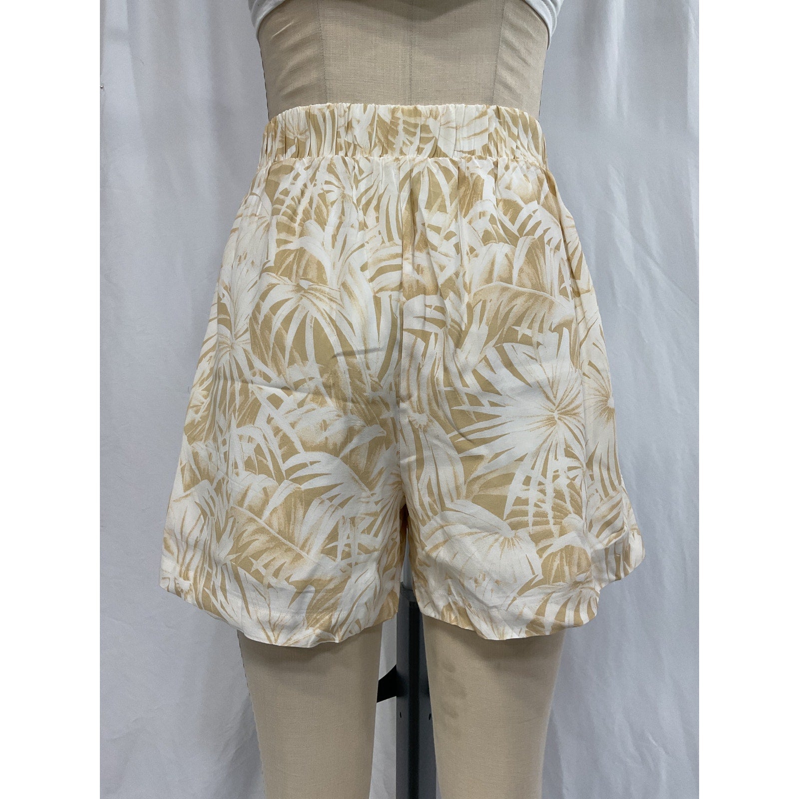 Anine Bing 'Candice' White Palm Print Shorts Size S