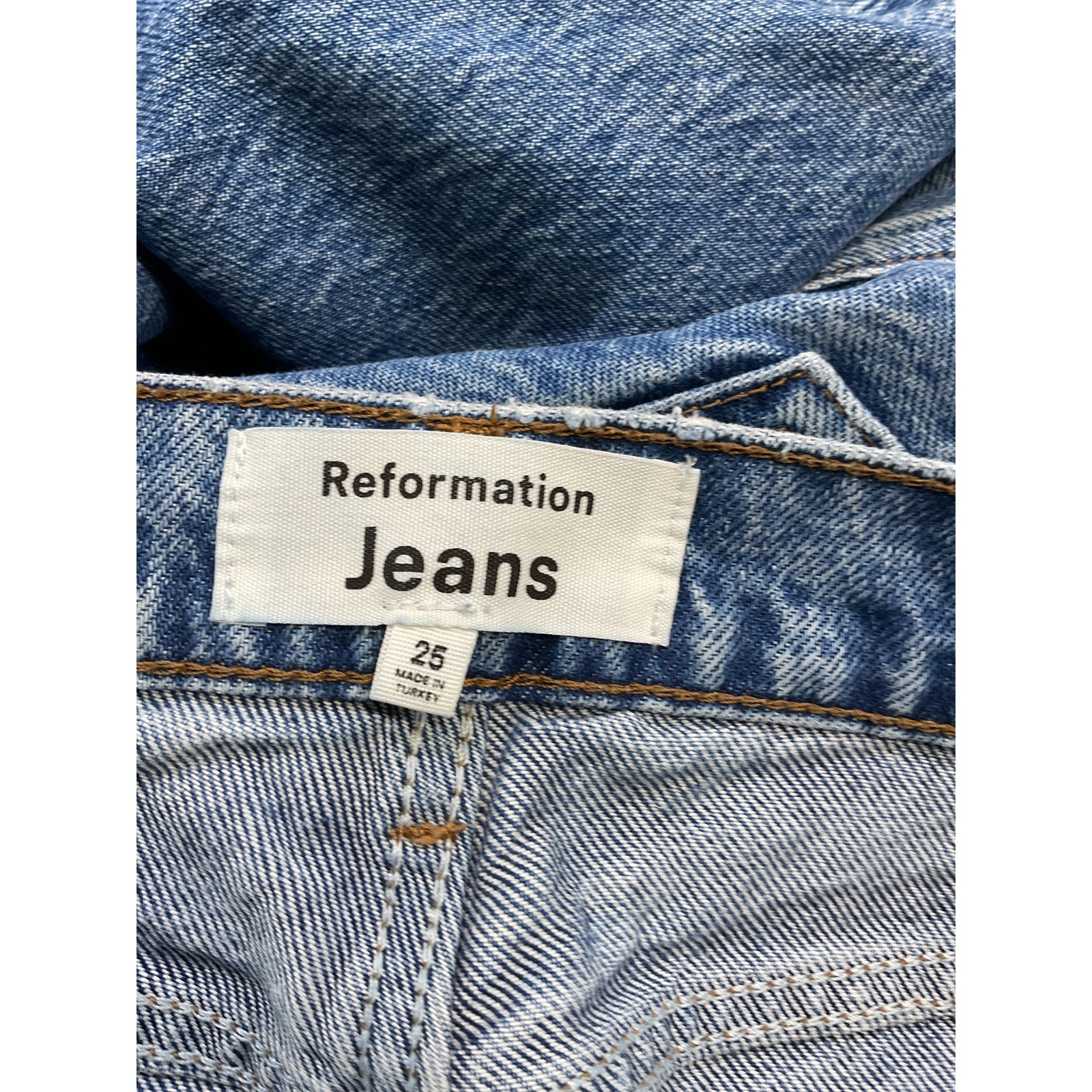 Reformation 'Cynthia' Blue High Rise Straight Cropped Denim Jean Size 25