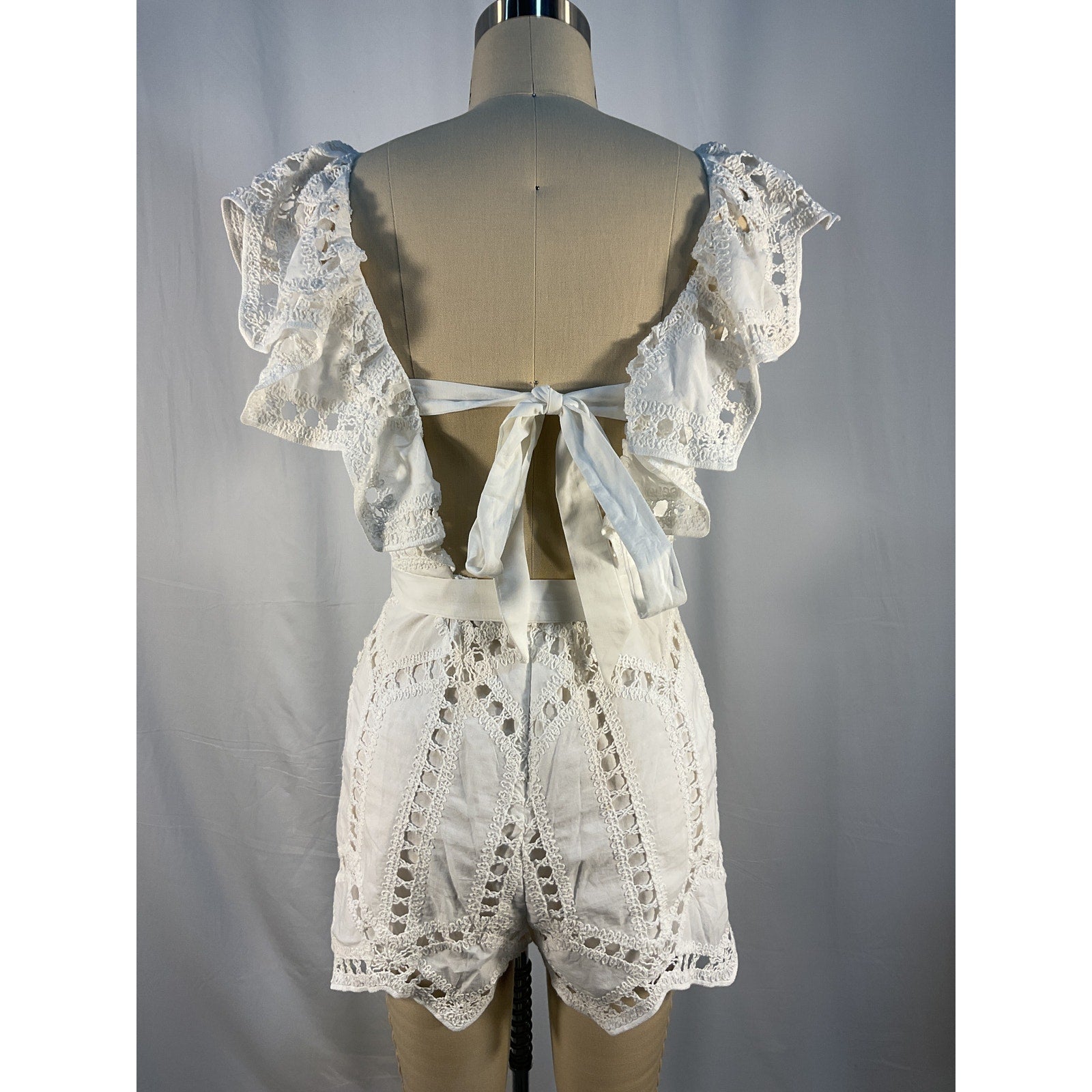 Saylor 'Manet' White Romper / Jumpsuit Size XS - NWT