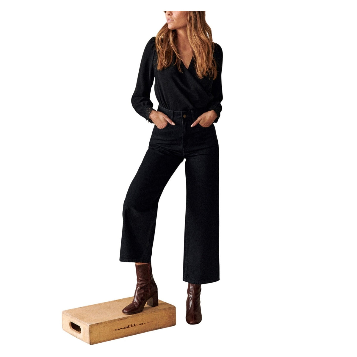 Sï¿½zane Wide-Leg Black Le Crop Denim Jeans Size 36