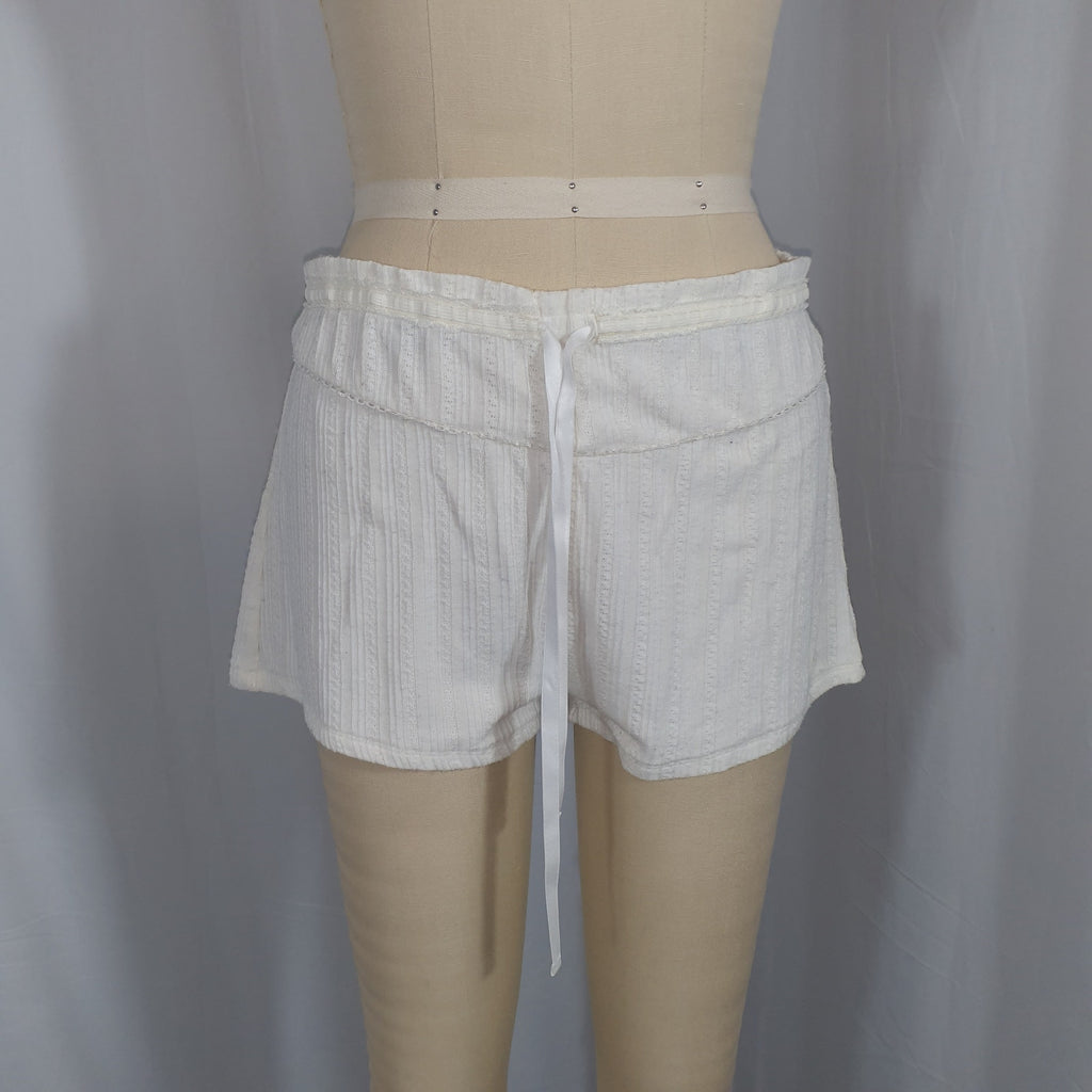 For Love & Lemons 'Allison' White Pointelle Ruffle Trim Front Bow Short Size M