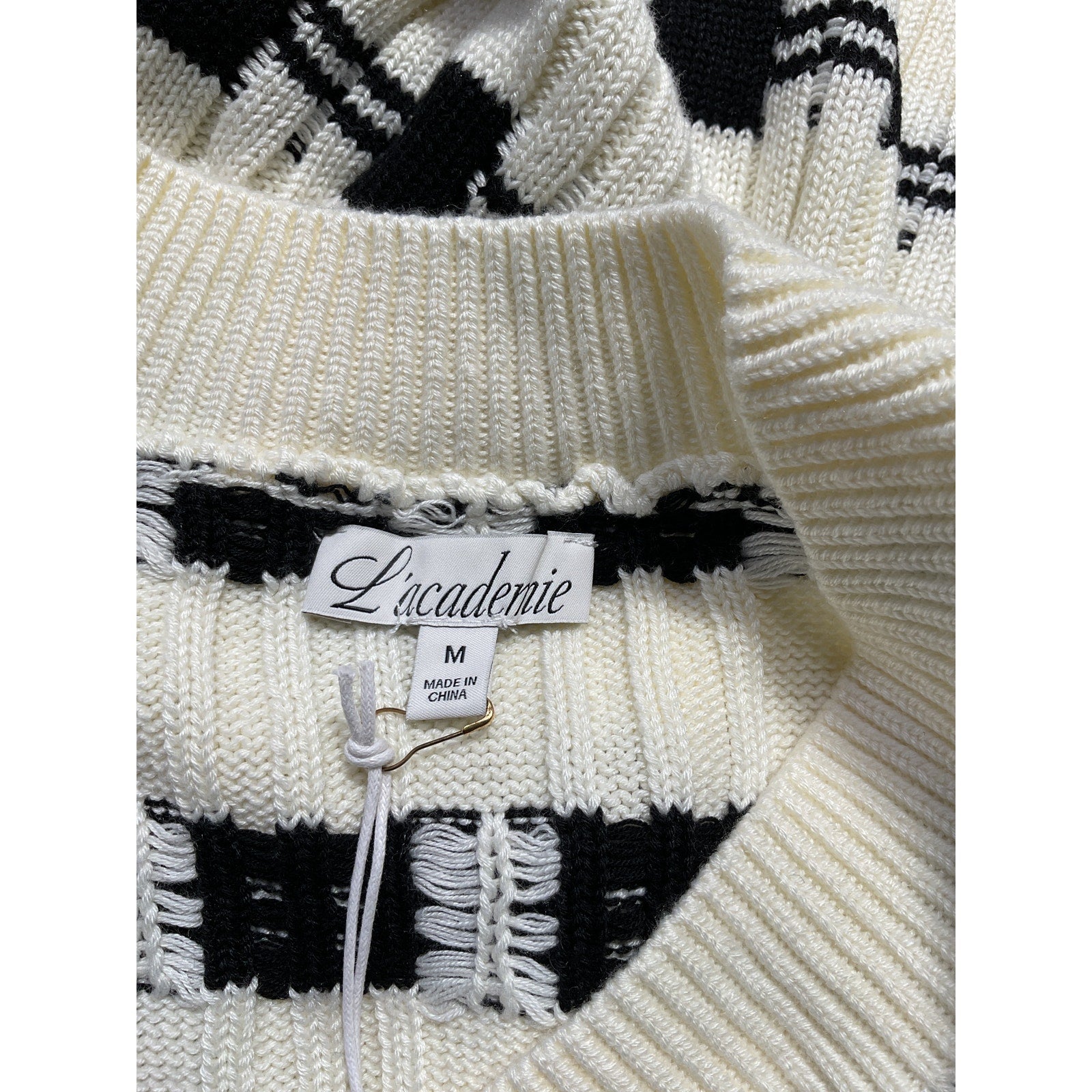 L'Academie 'Evran' White Check Sweater Size M - NWT