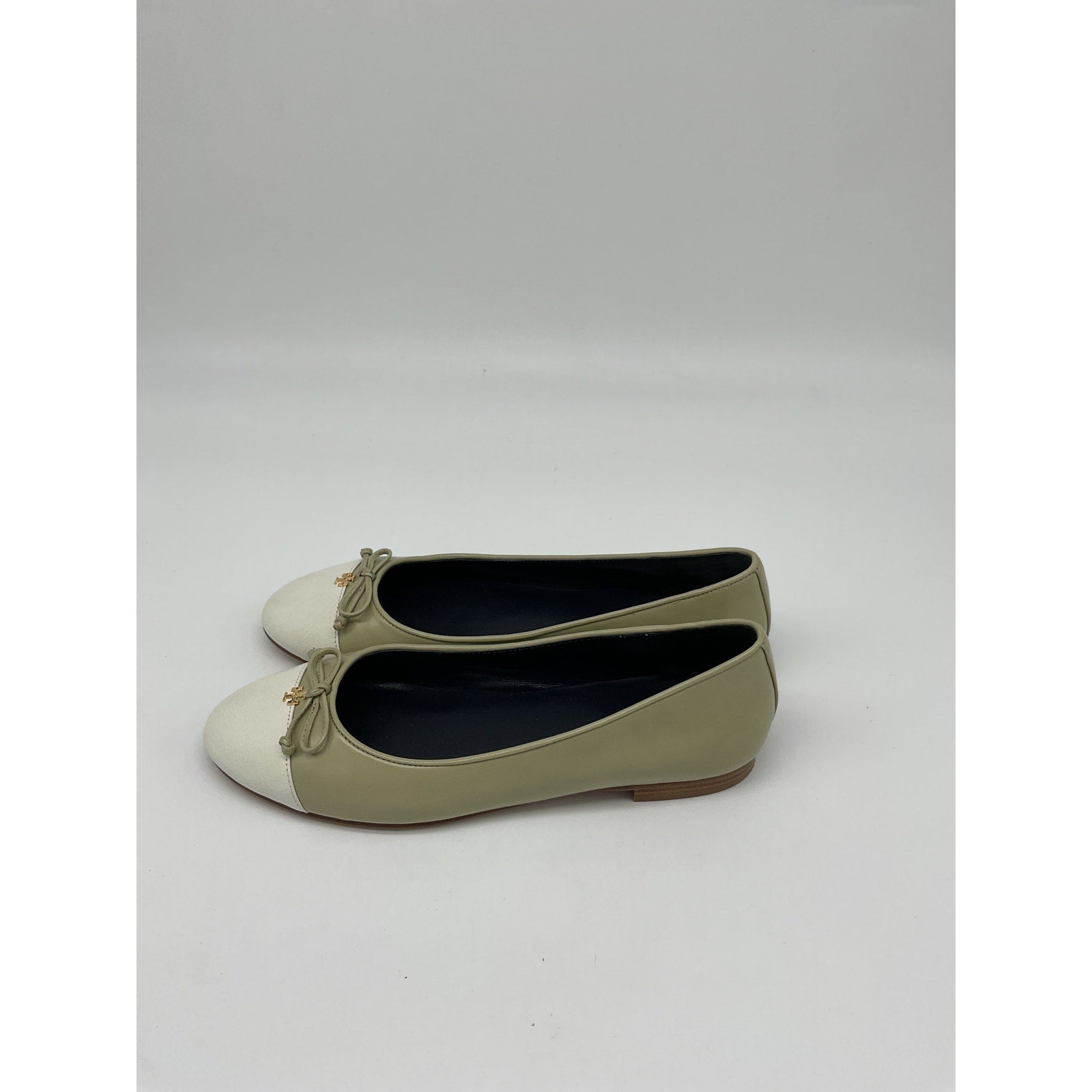 Tory Burch 'Cap-Toe' Green Leather  Ballet Flat Size 7.5