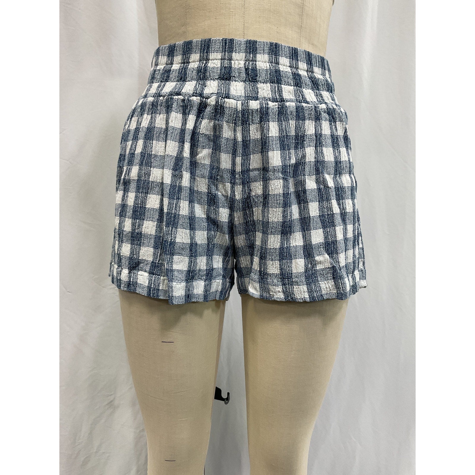 Hatch 'The Willa' White Crinkle Maternity Short Size 0