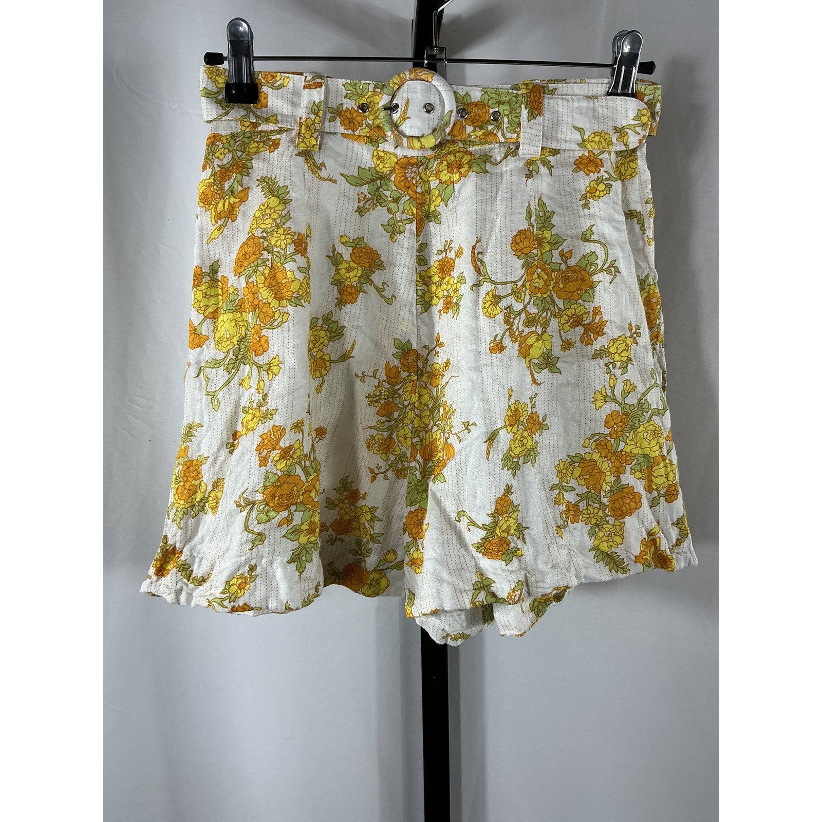 Faithfull The Brand 'Priscilla' White Linen Short Size S