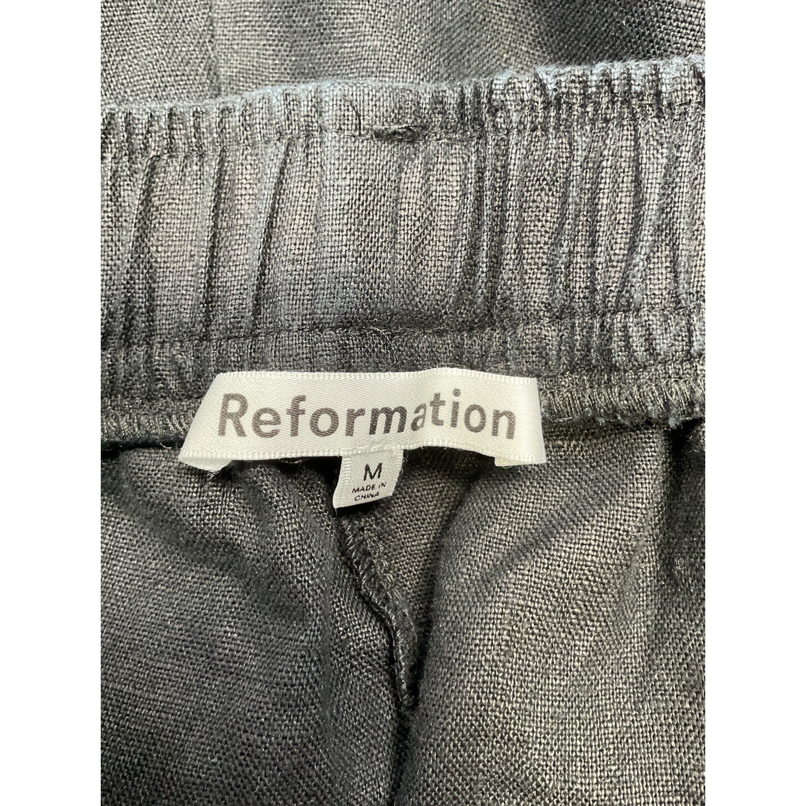 Reformation 'Mason' Black Tencel Lyocell Short Size 8