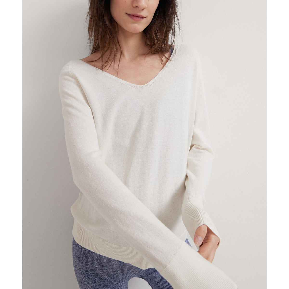 Hatch 'The Noa' White Cotton V-Neck Dolman Sweater Size 4 - NWT