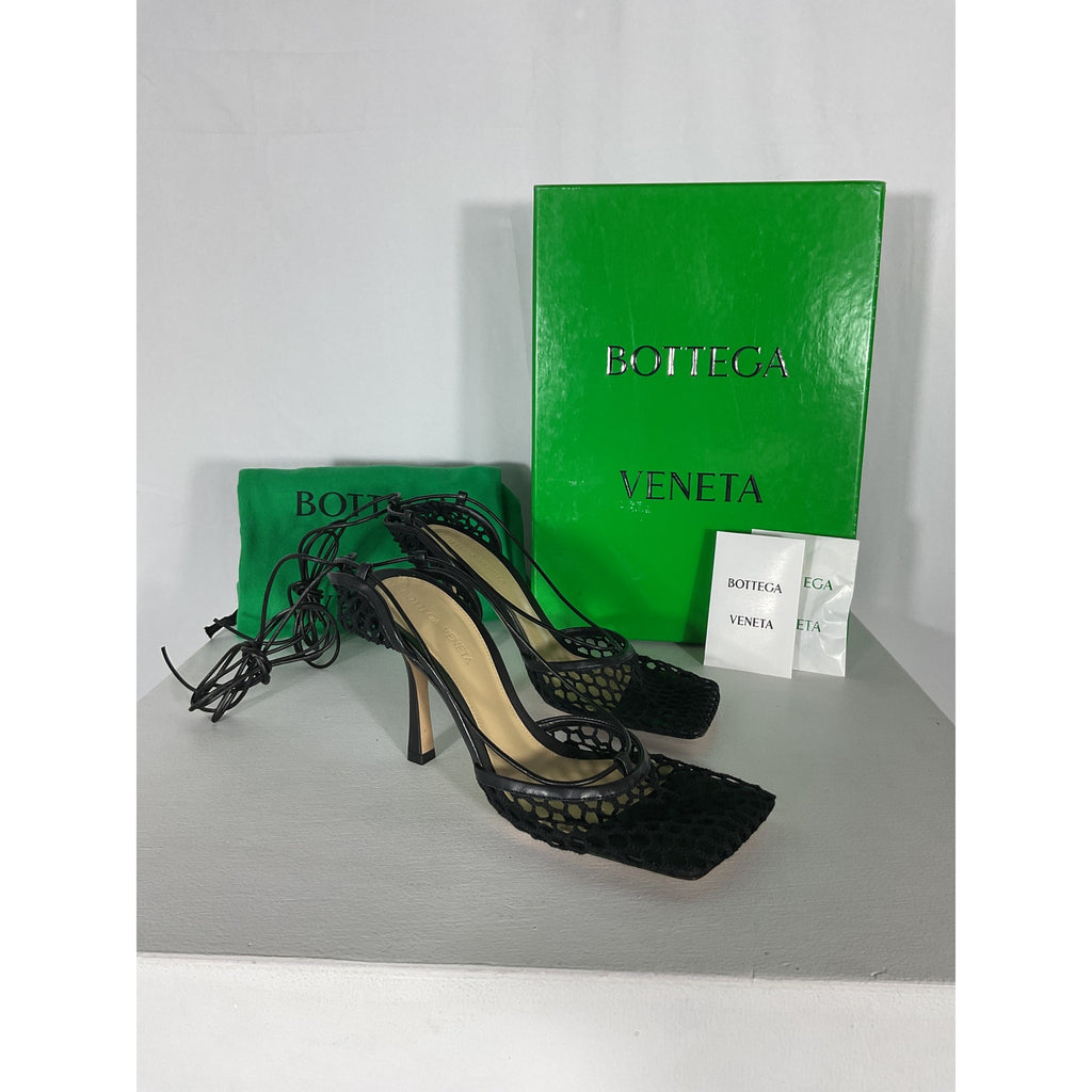 Bottega Veneta Black Leather Stretch Heels Size 8
