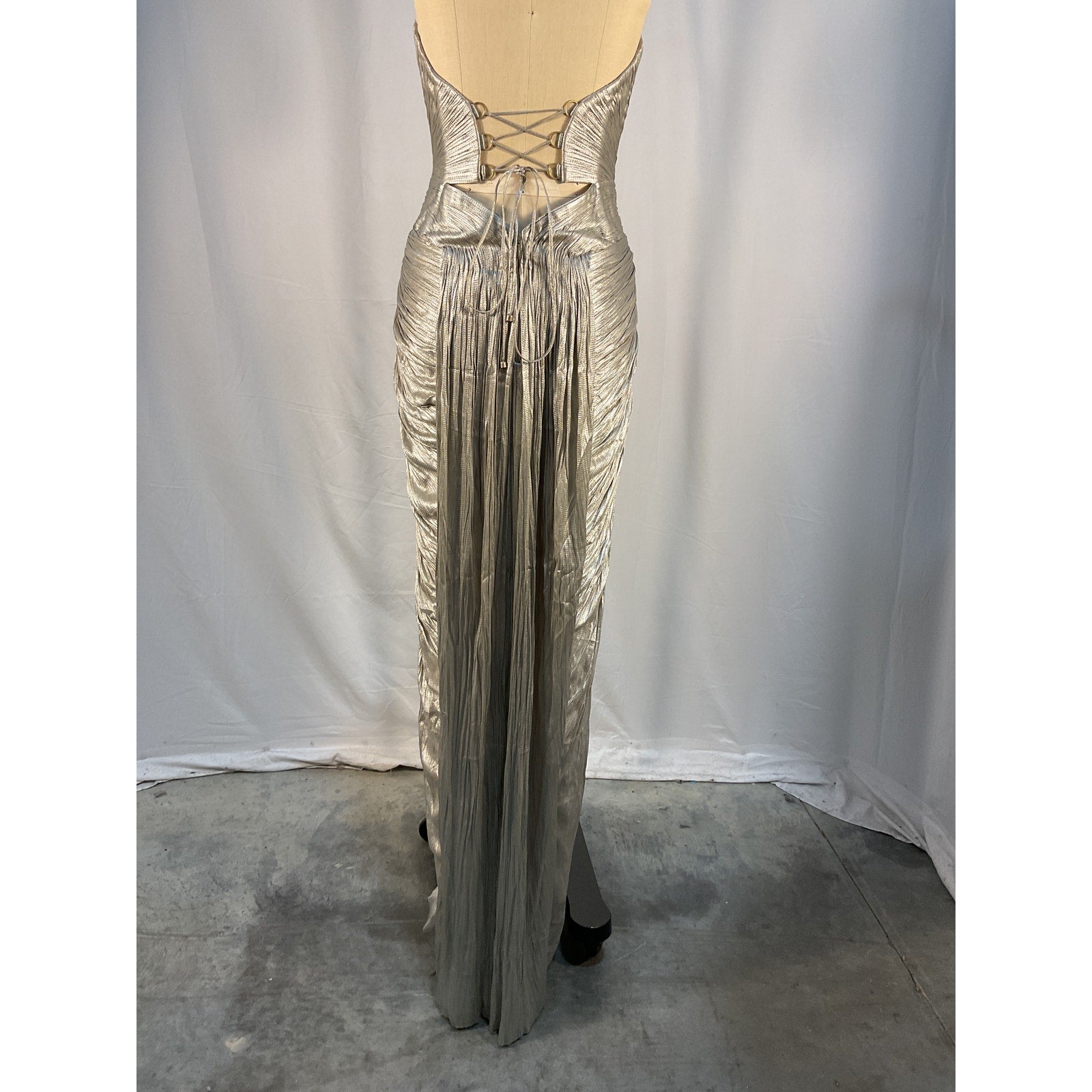 Maria Lucia 'Hohan Noor' Silver Tulle Gown Size 38